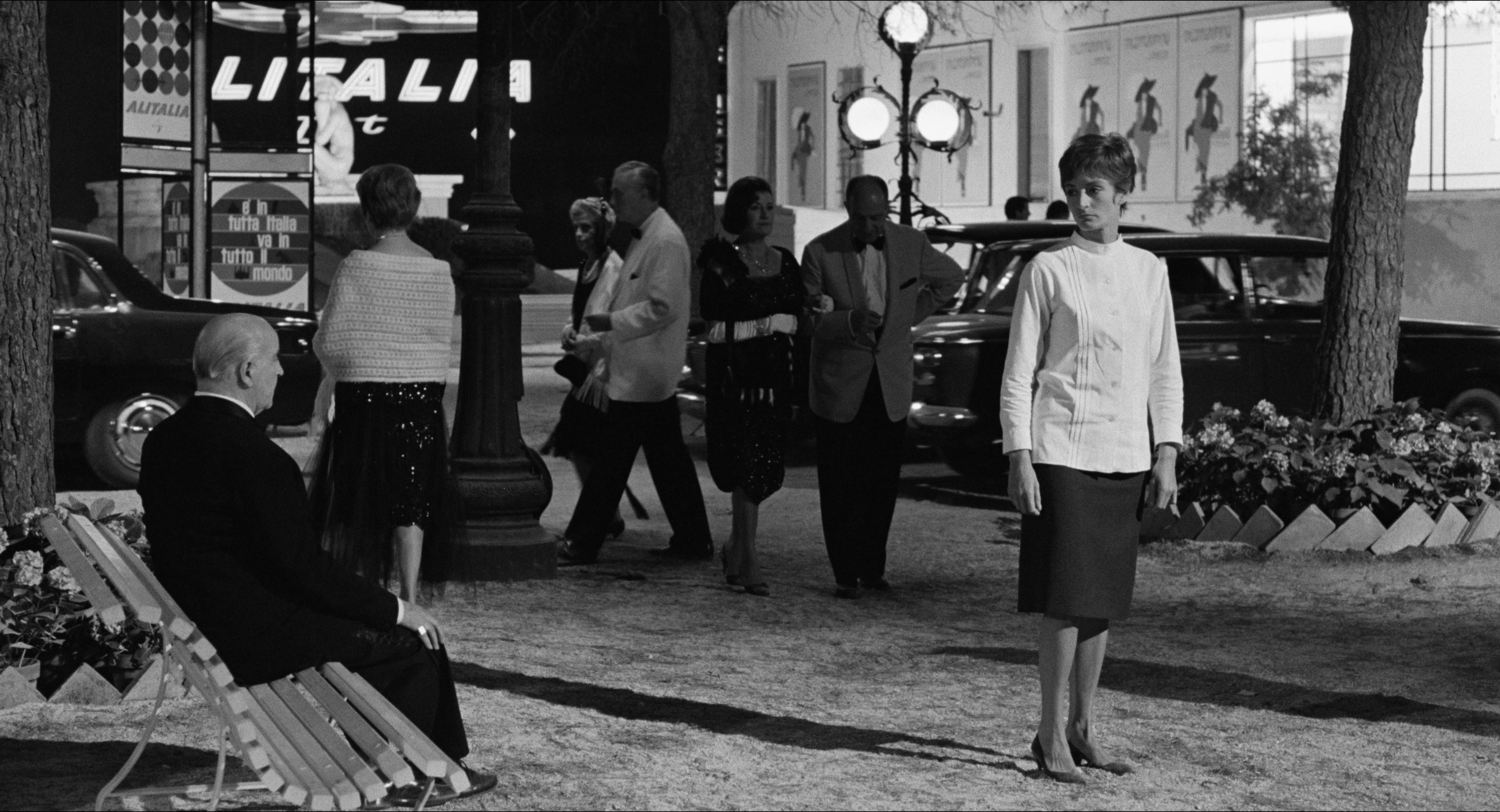 8 1/2 (1963), wide, 1.85:1 — film still
