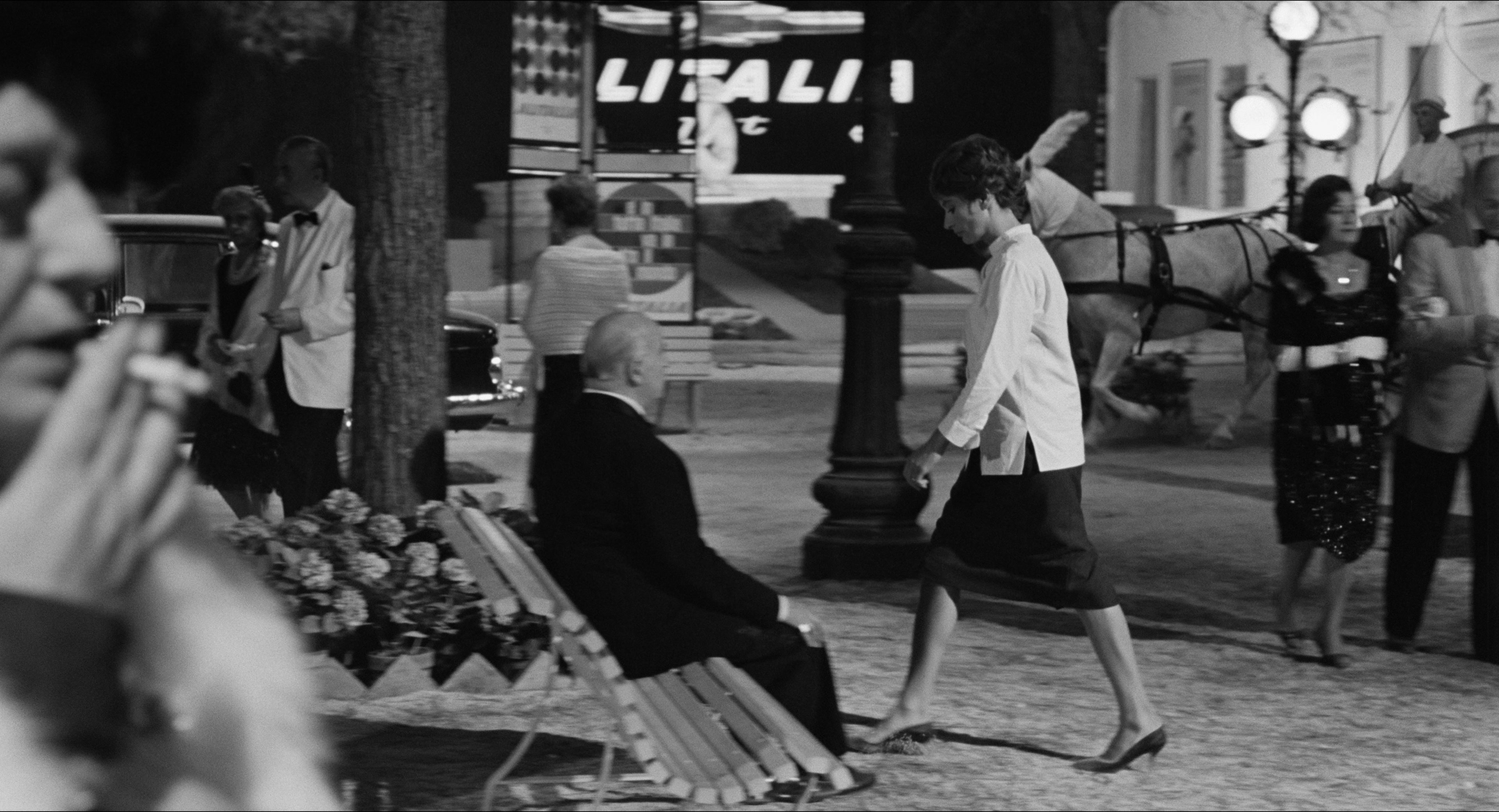 8 1/2 (1963), wide, 1.85:1 — film still