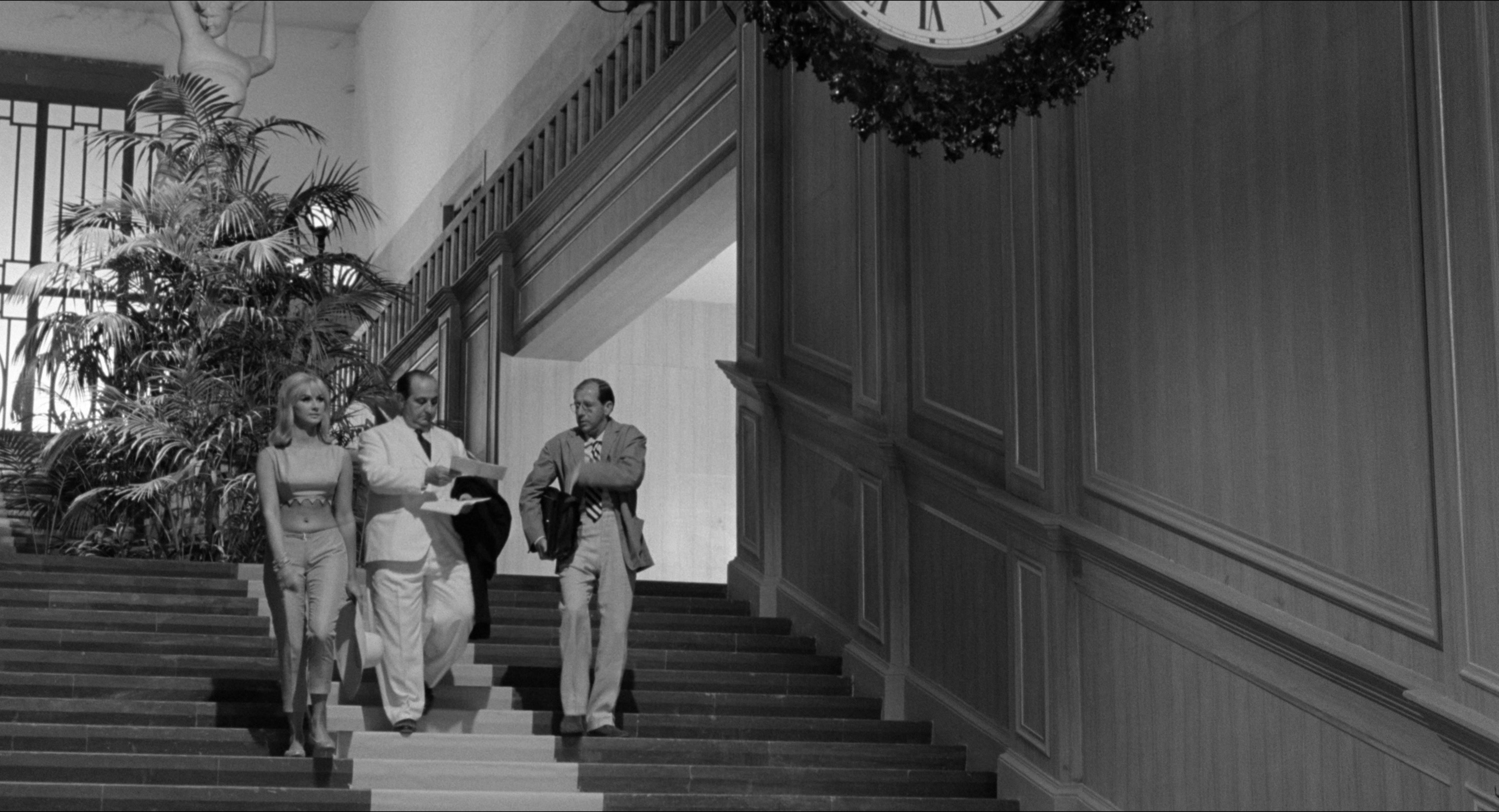 8 1/2 (1963), wide, 1.85:1 — film still