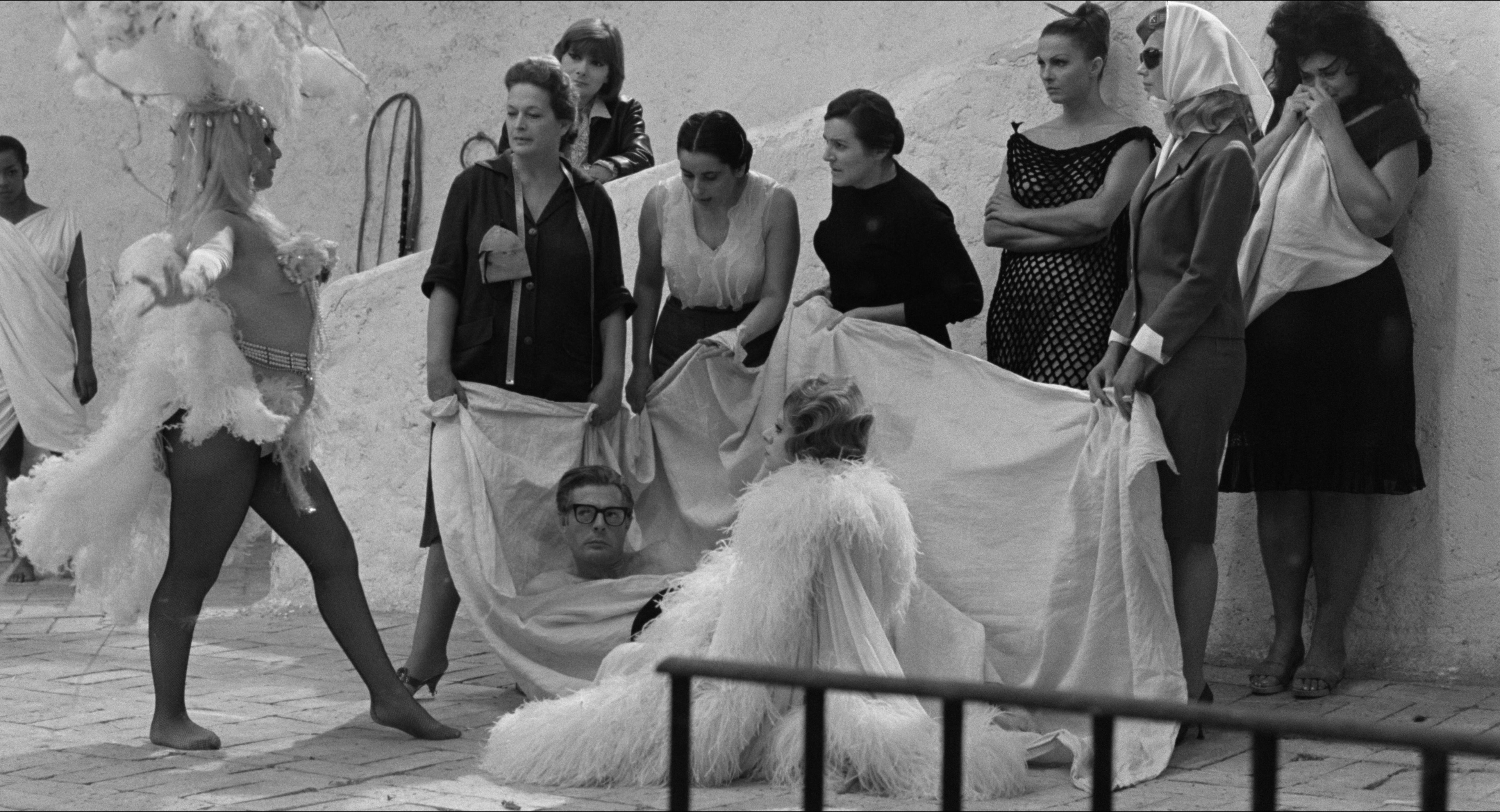 8 1/2 (1963), wide, 1.85:1 — film still
