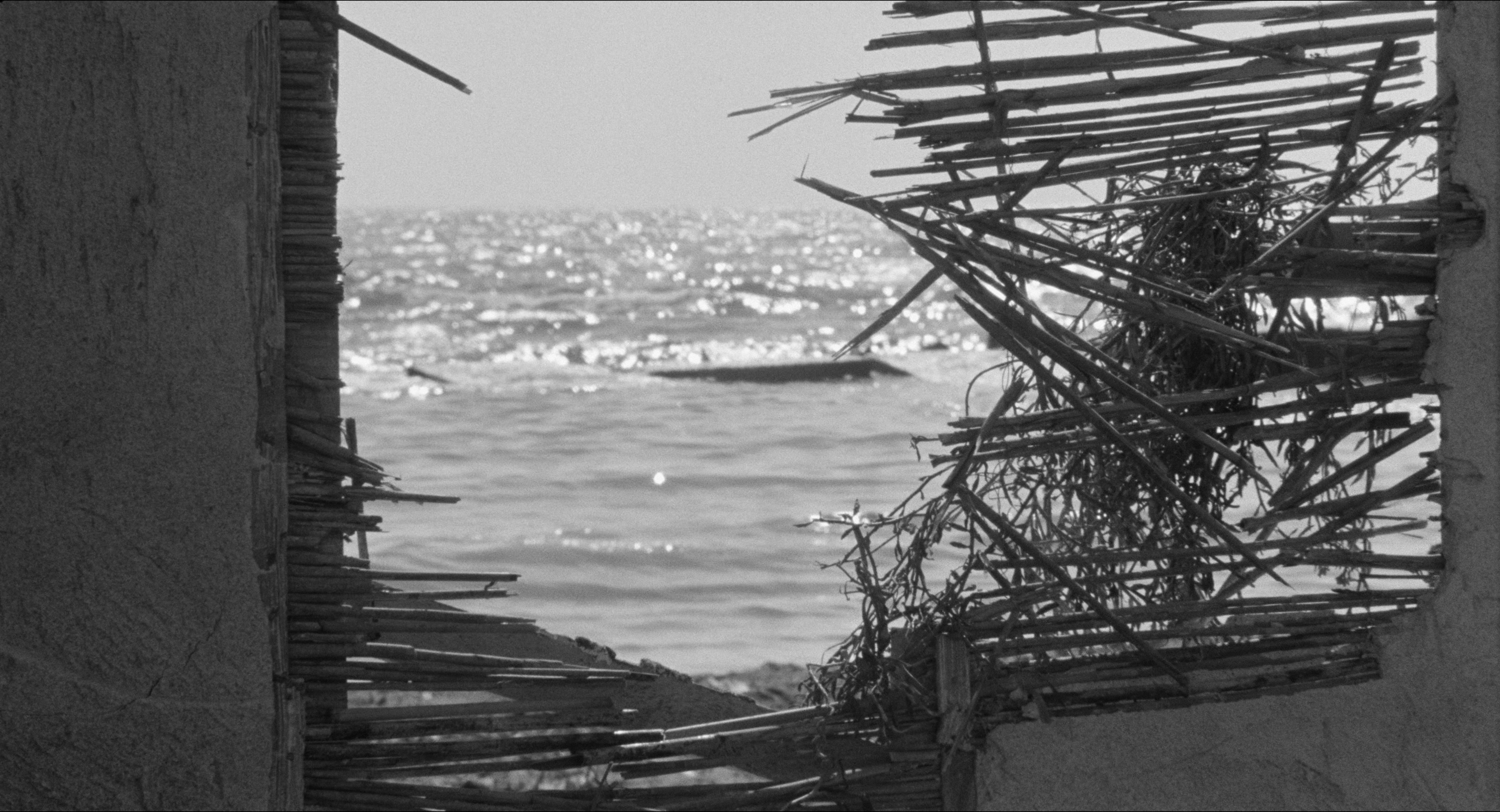 8 1/2 (1963), wide, 1.85:1 — film still