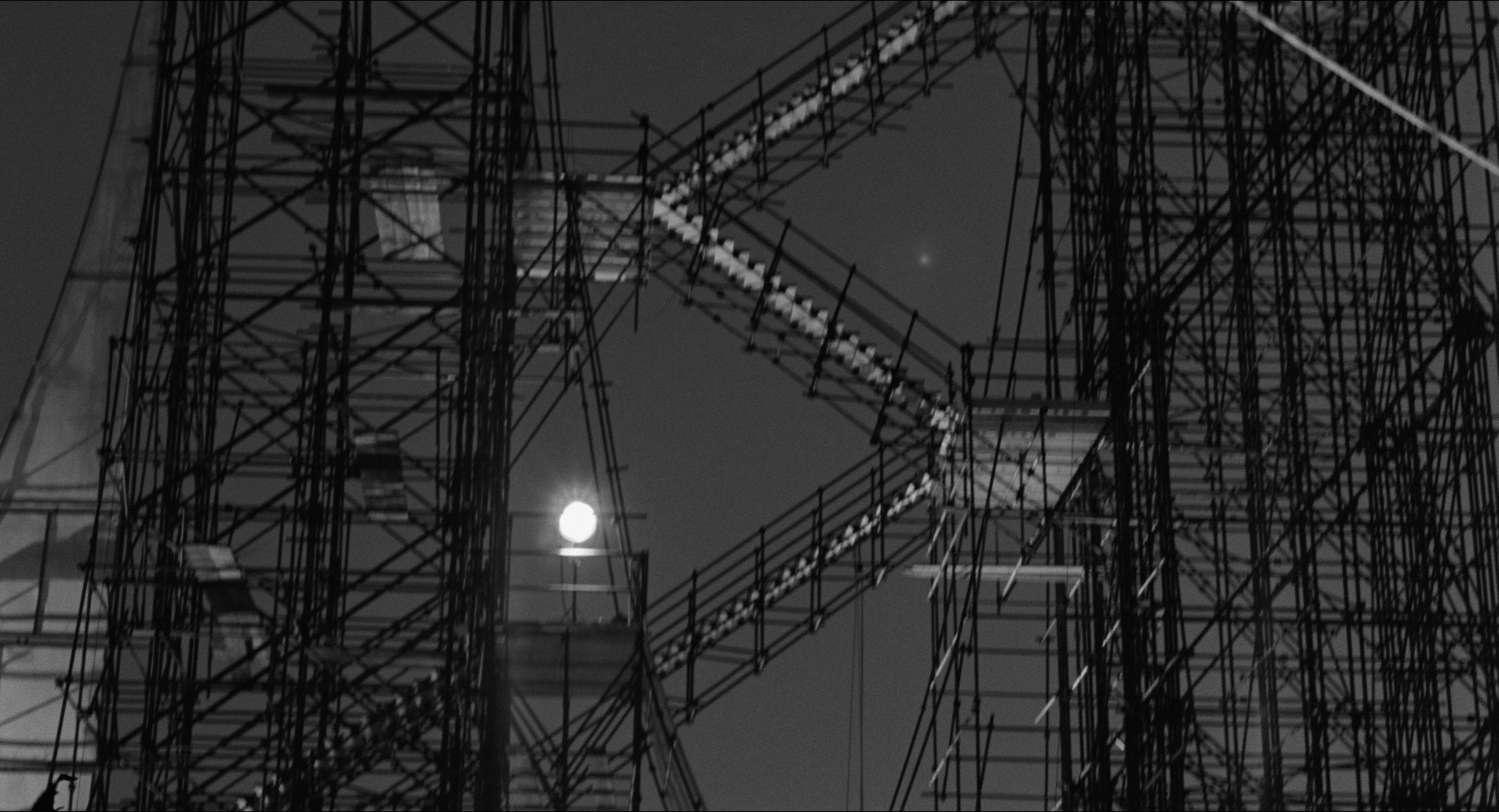 8 1/2 (1963), wide, 1.85:1 — film still