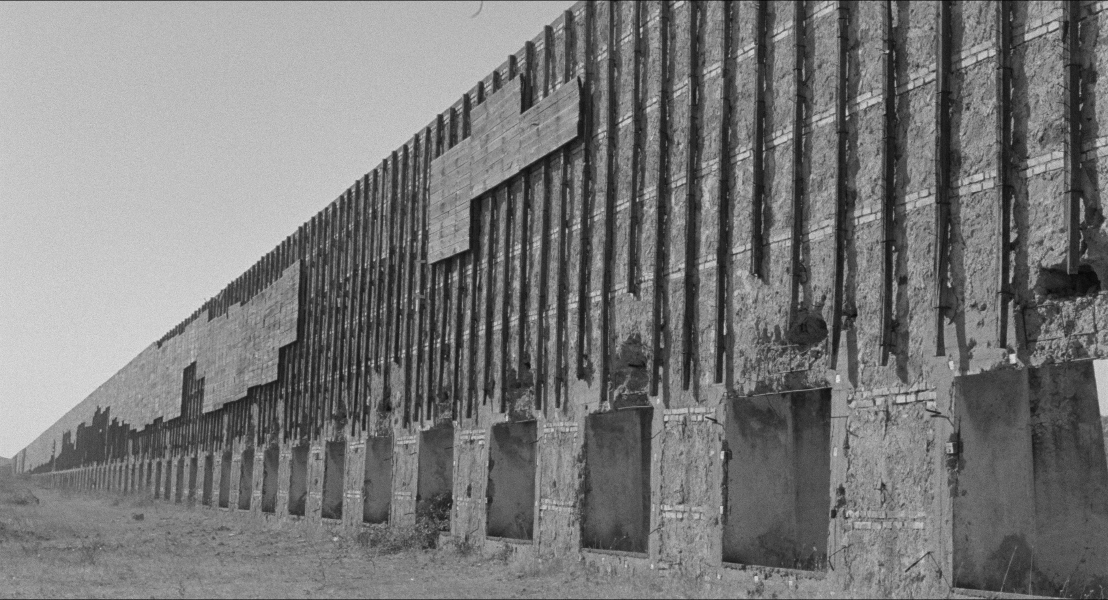 8 1/2 (1963), wide, 1.85:1 — film still