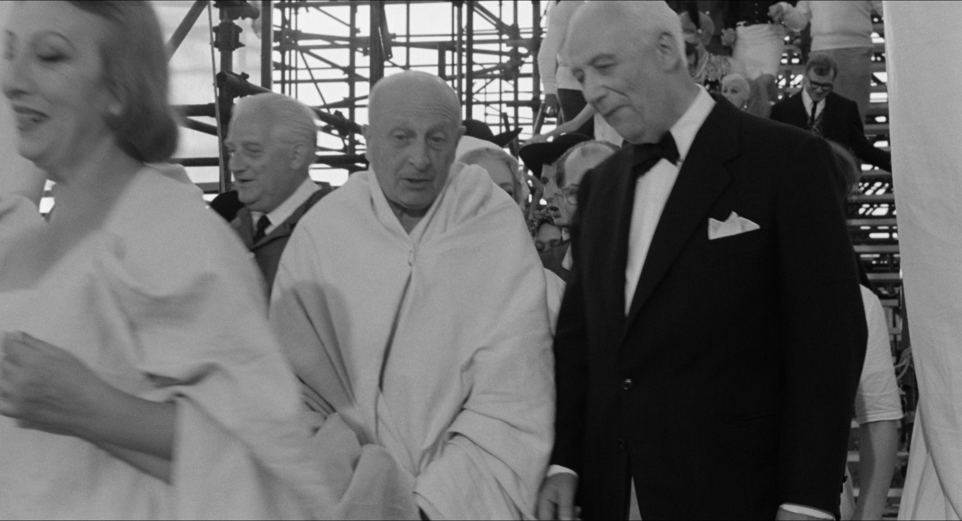 8 1/2 (1963), wide, 1.85:1 — film still
