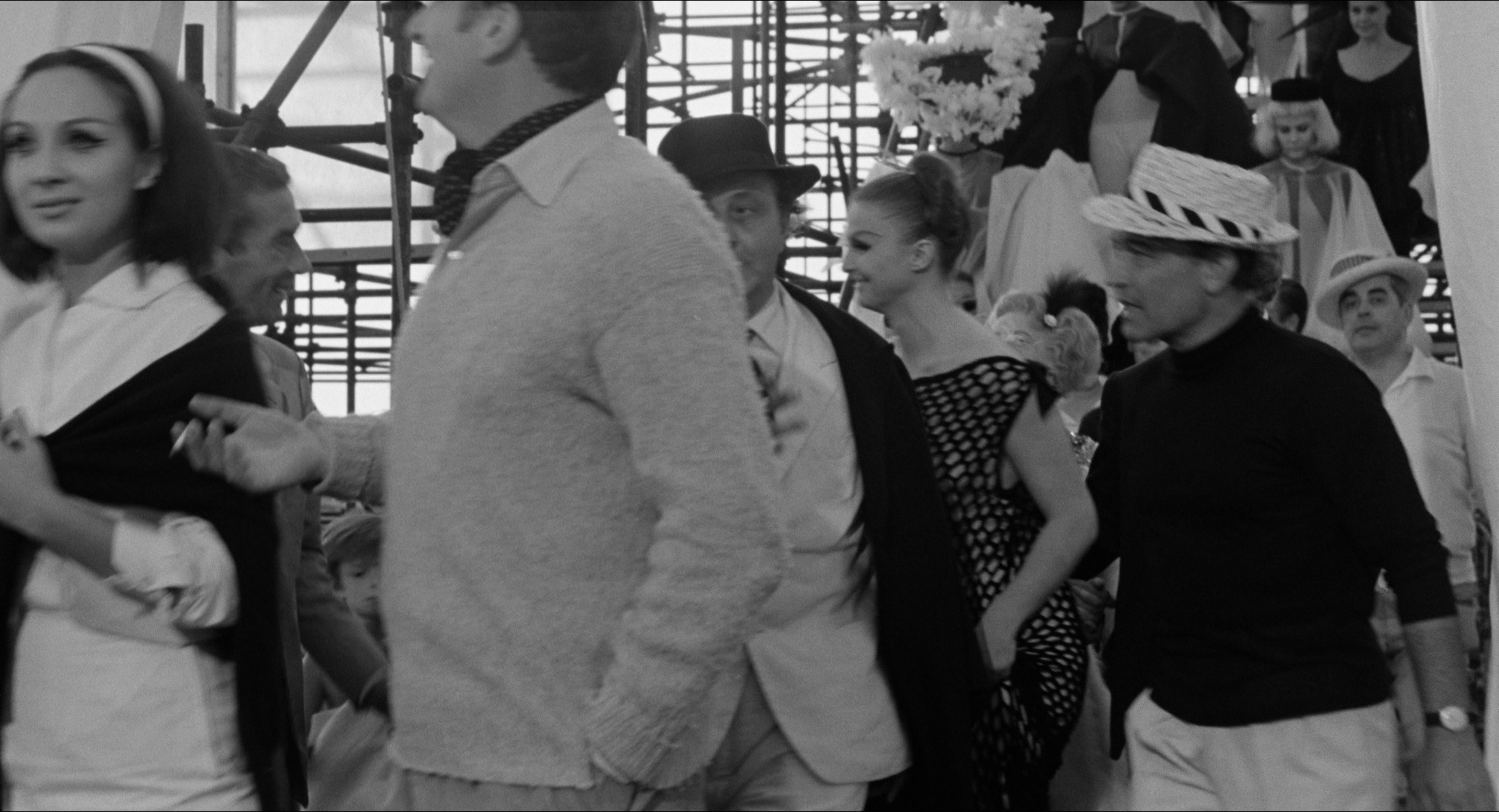 8 1/2 (1963), wide, 1.85:1 — film still
