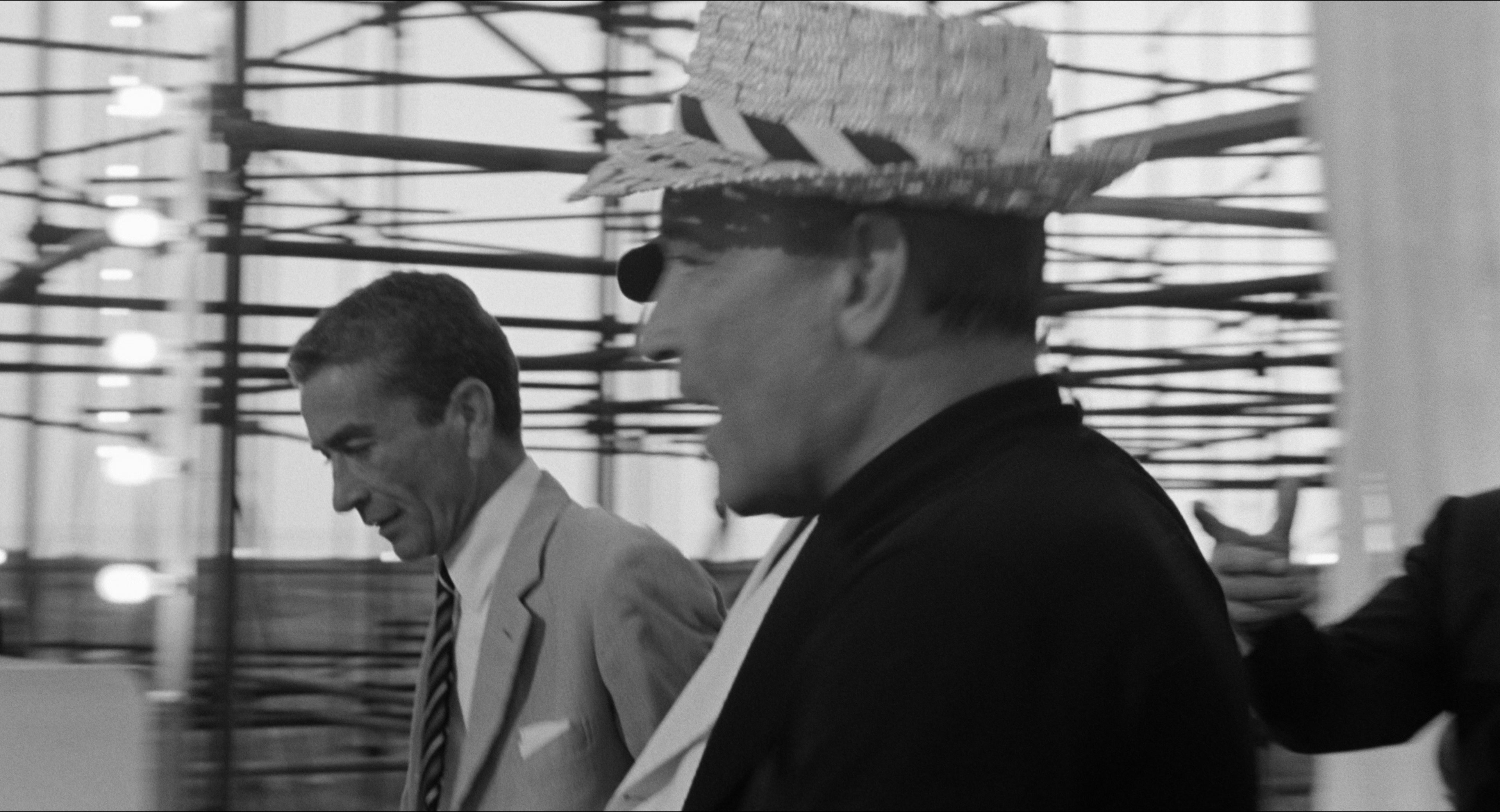 8 1/2 (1963), wide, 1.85:1 — film still