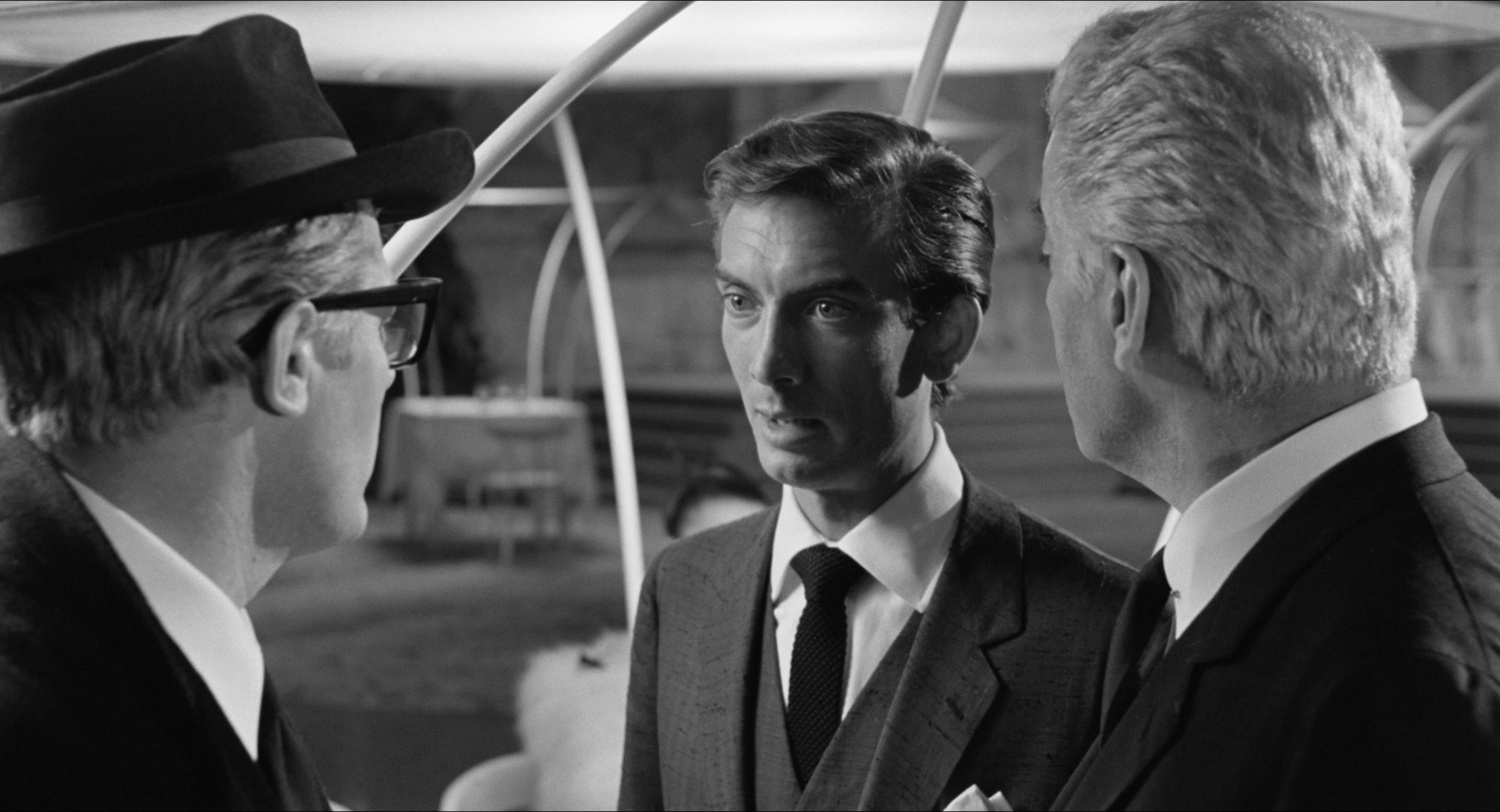 8 1/2 (1963), wide, 1.85:1 — film still