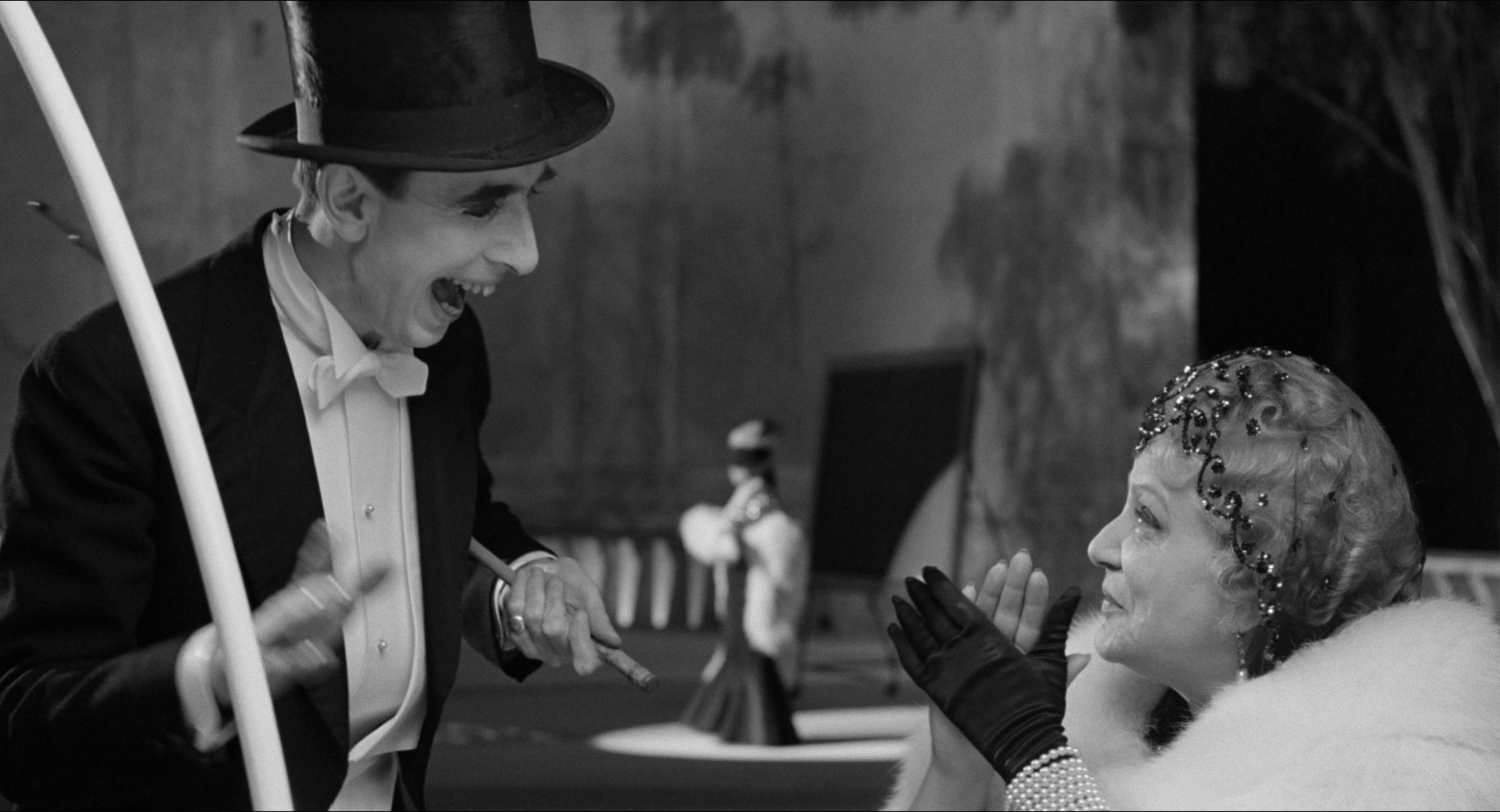 8 1/2 (1963), wide, 1.85:1 — film still