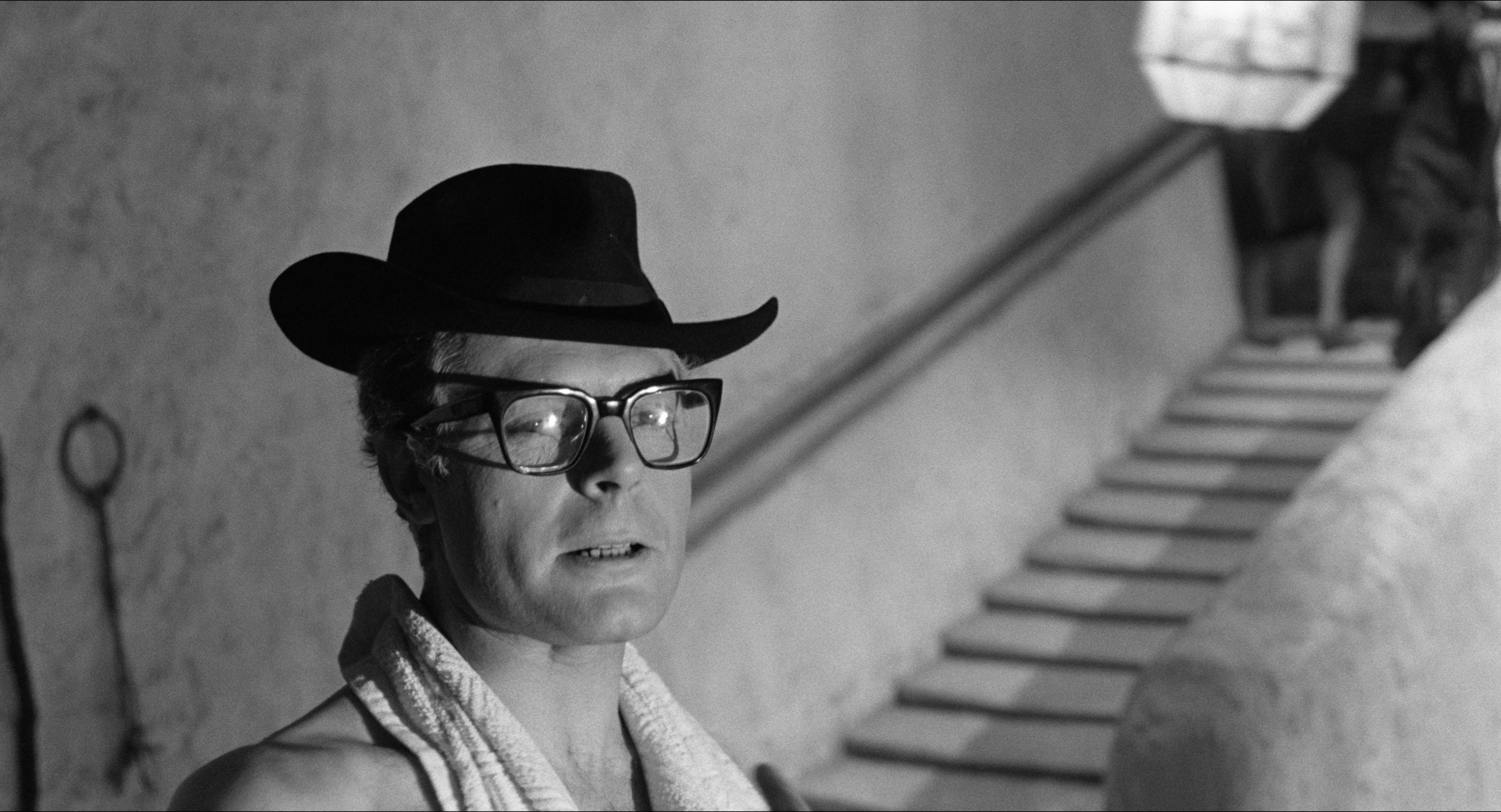 8 1/2 (1963), wide, 1.85:1 — film still