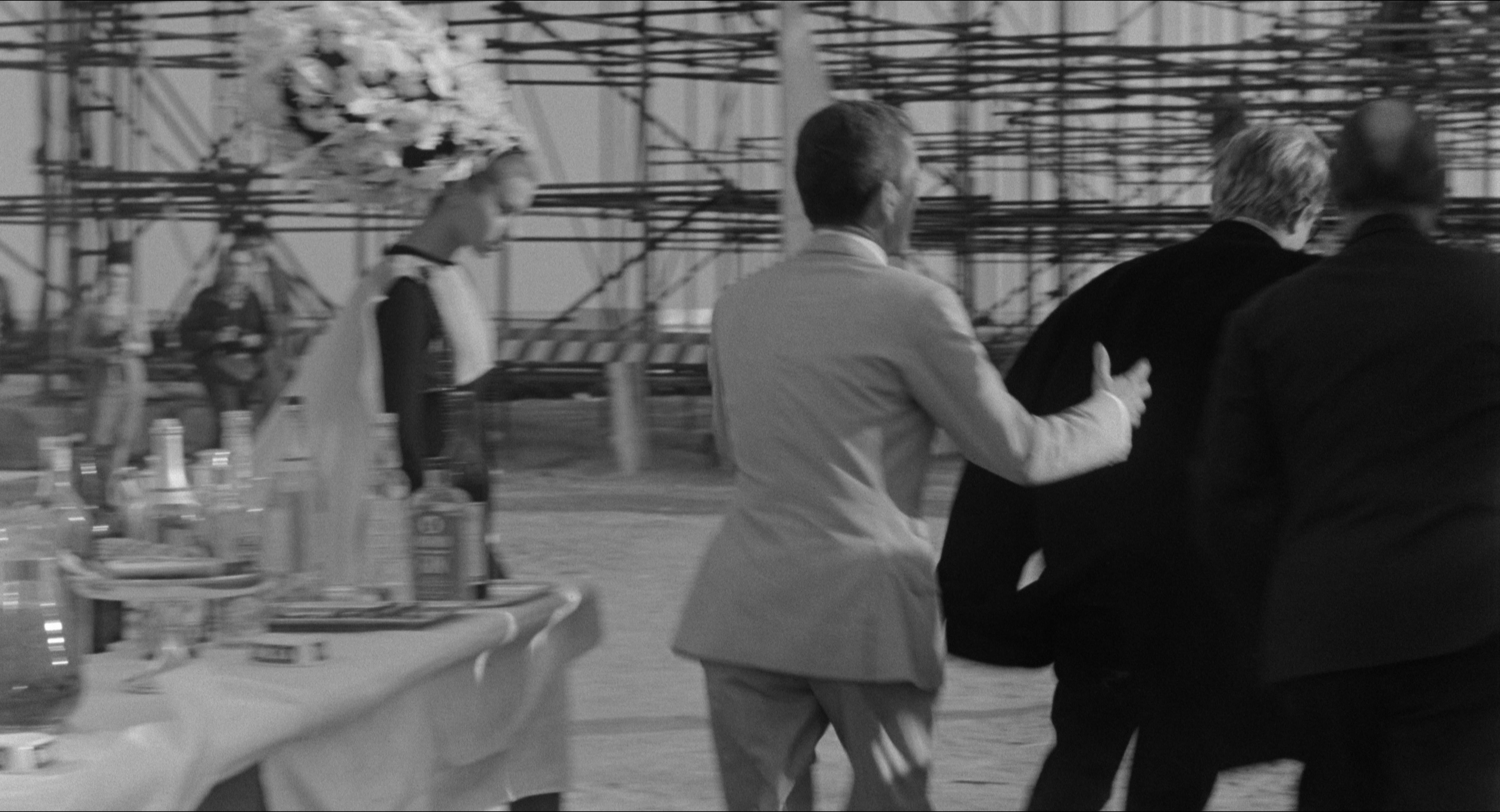 8 1/2 (1963), wide, 1.85:1 — film still