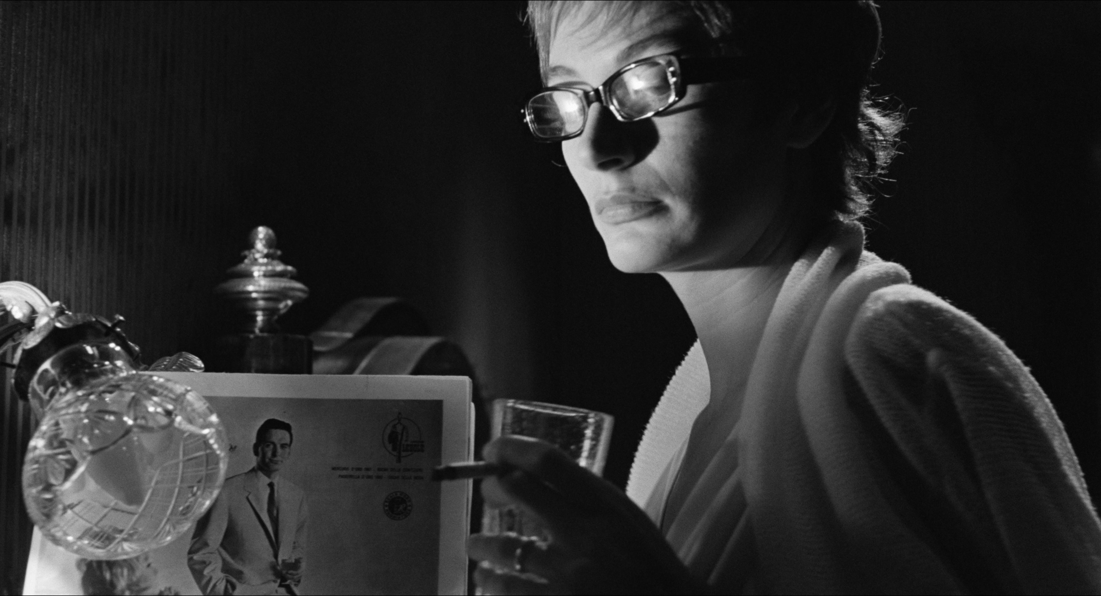 8 1/2 (1963), wide, 1.85:1 — film still