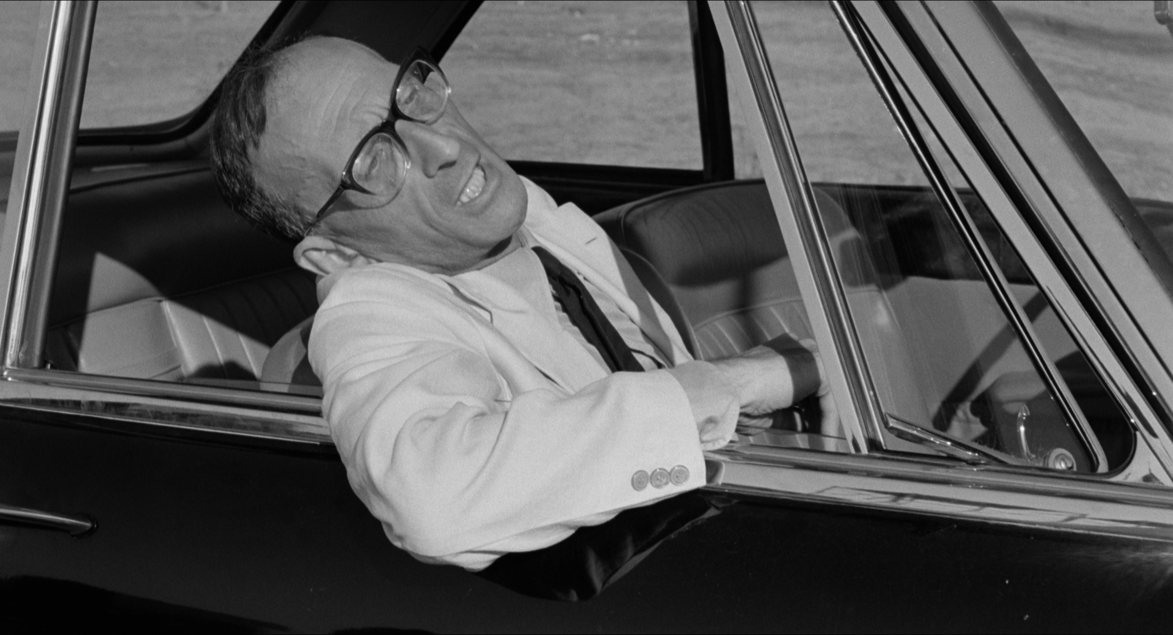 8 1/2 (1963), wide, 1.85:1 — film still