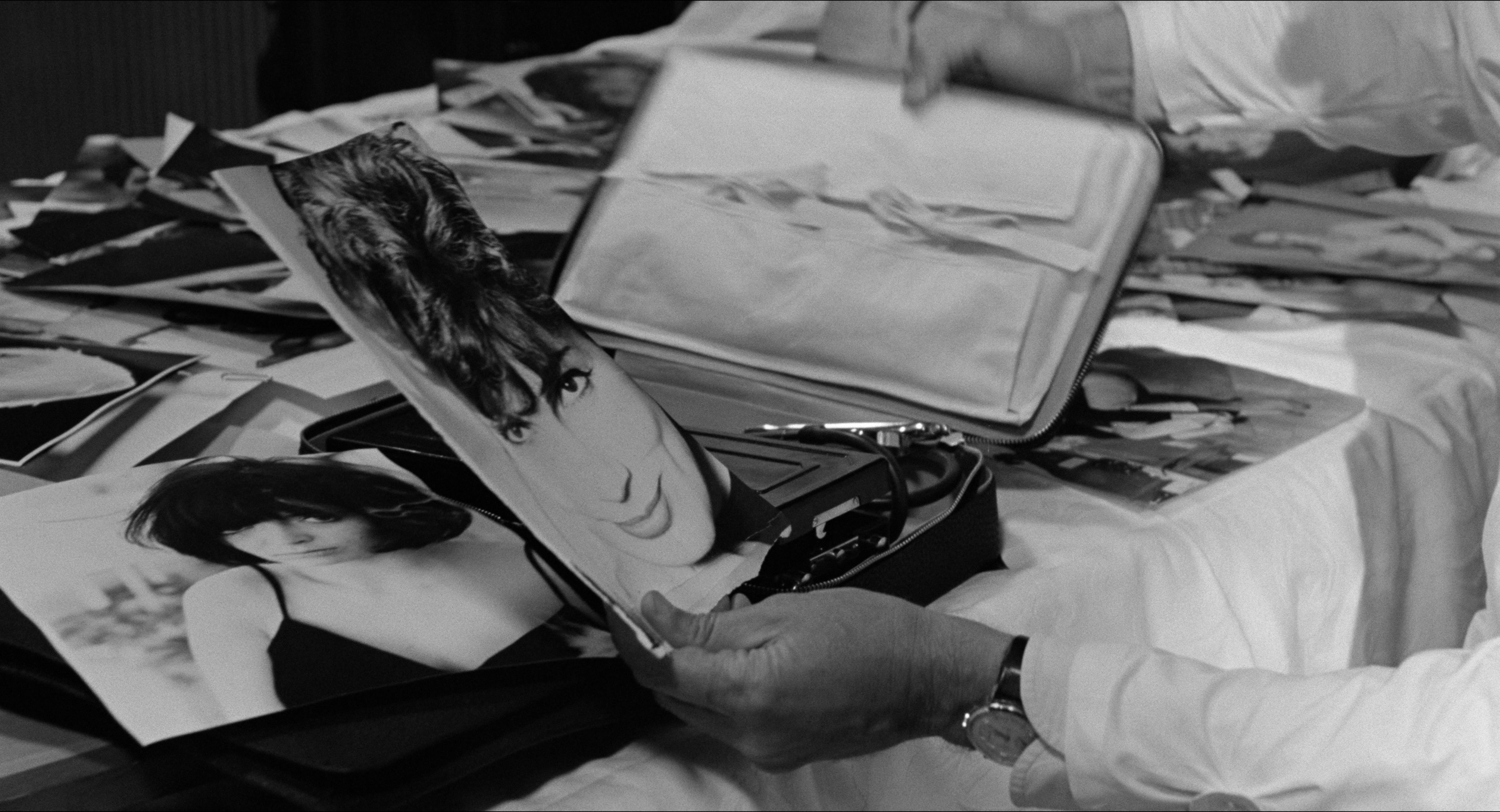 8 1/2 (1963), wide, 1.85:1 — film still