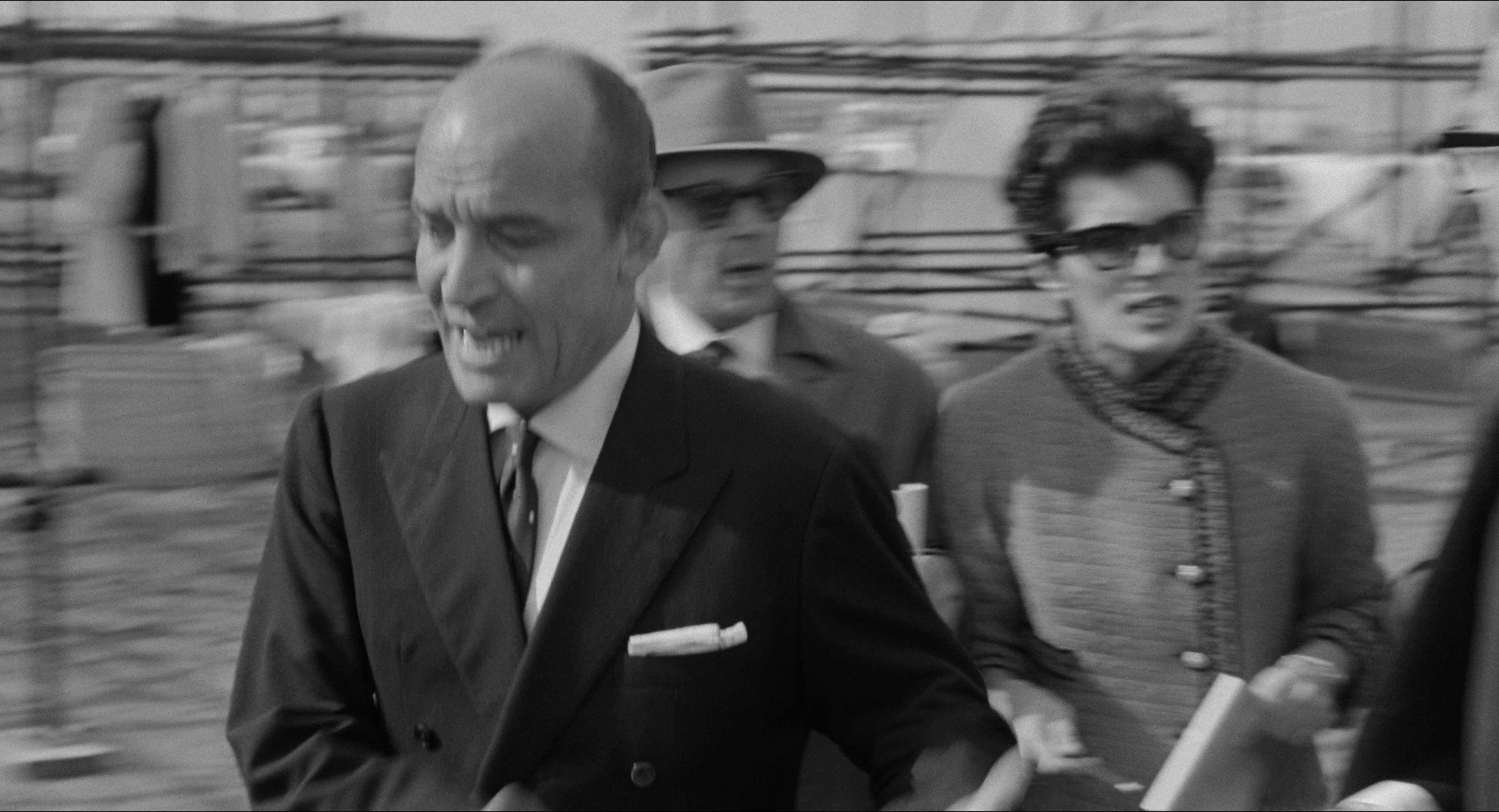 8 1/2 (1963), wide, 1.85:1 — film still