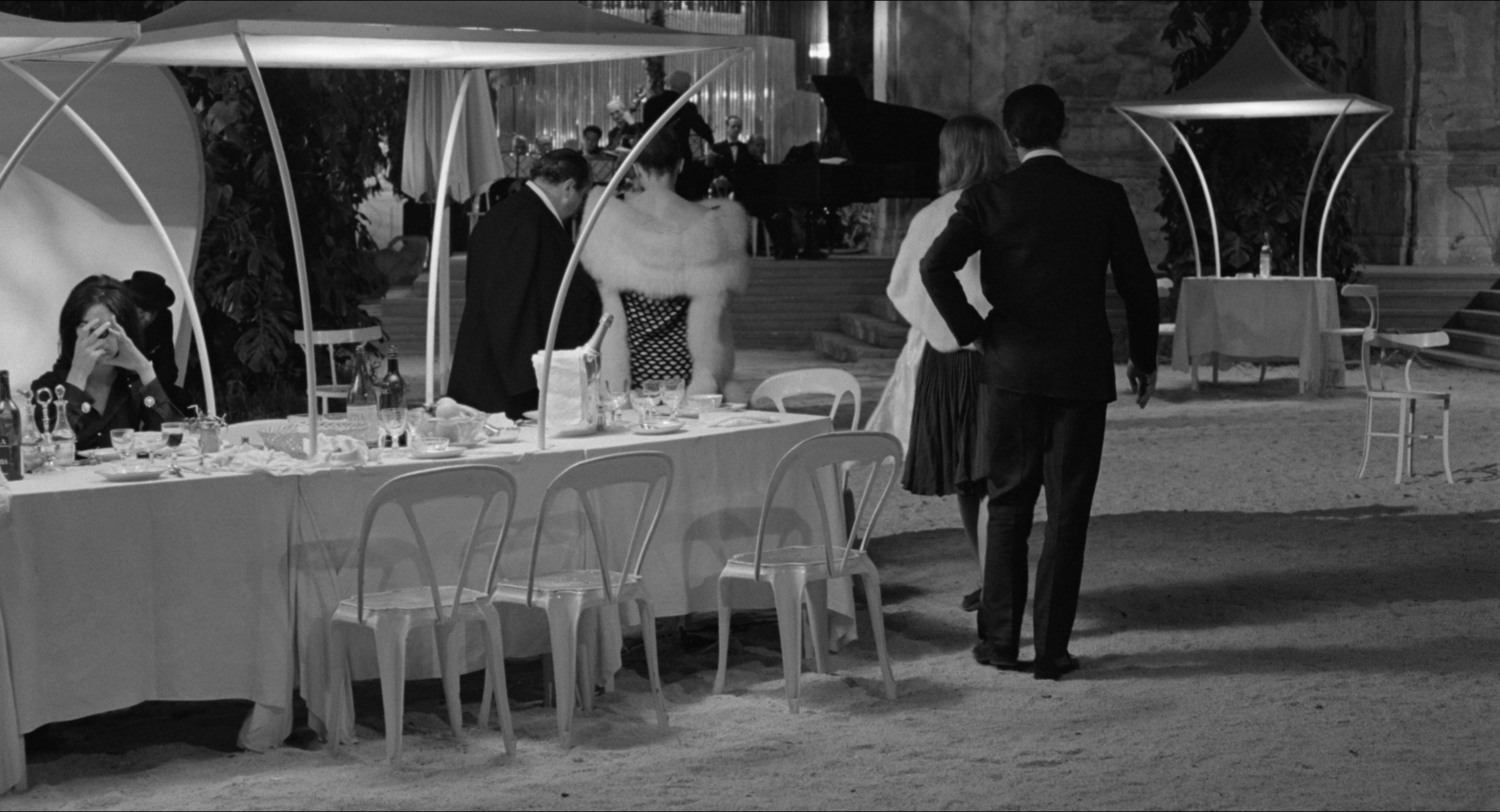 8 1/2 (1963), medium, 1.85:1 — film still