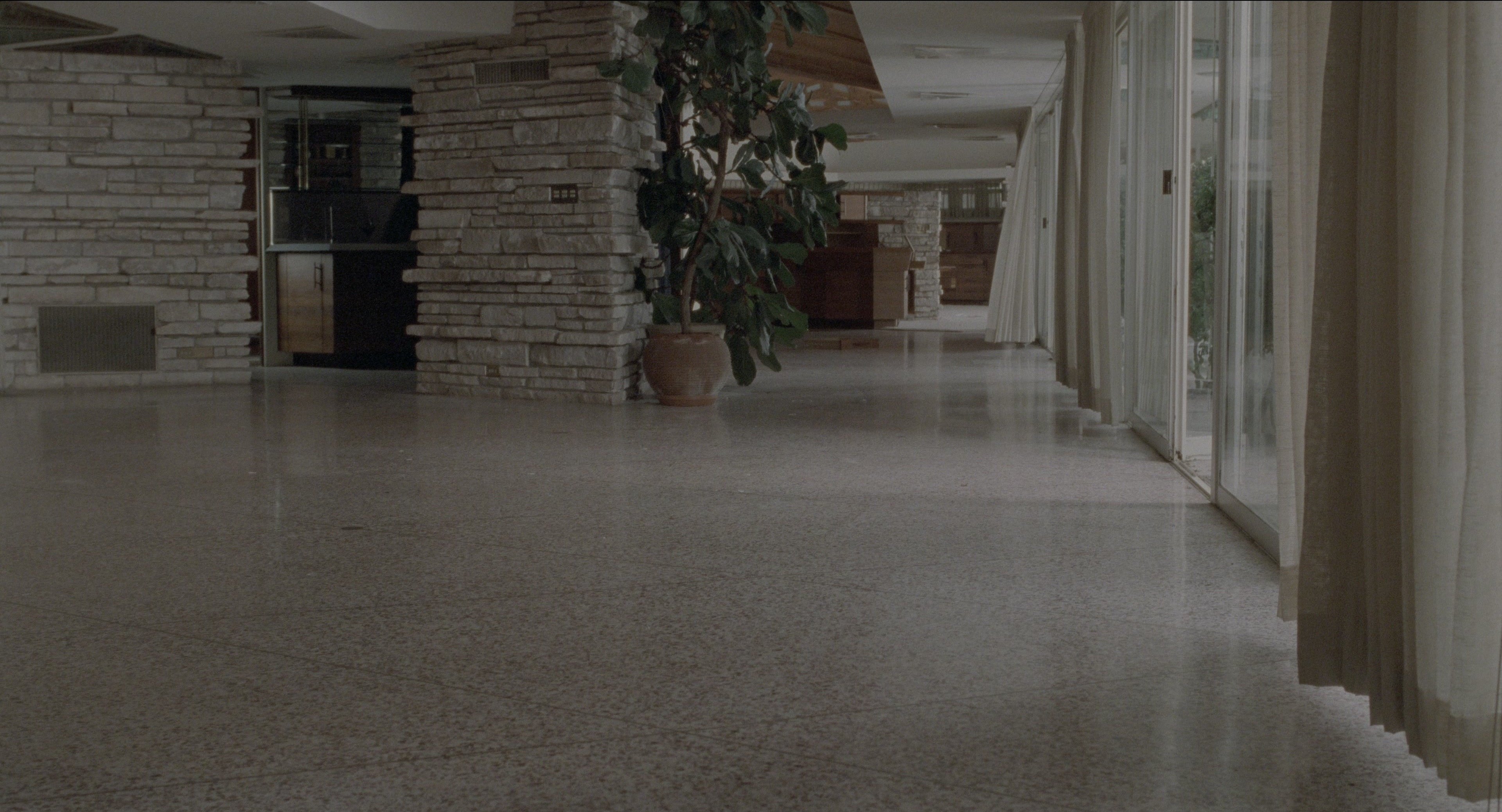 Bottle Rocket (1995), wide, 1.85:1 — film still