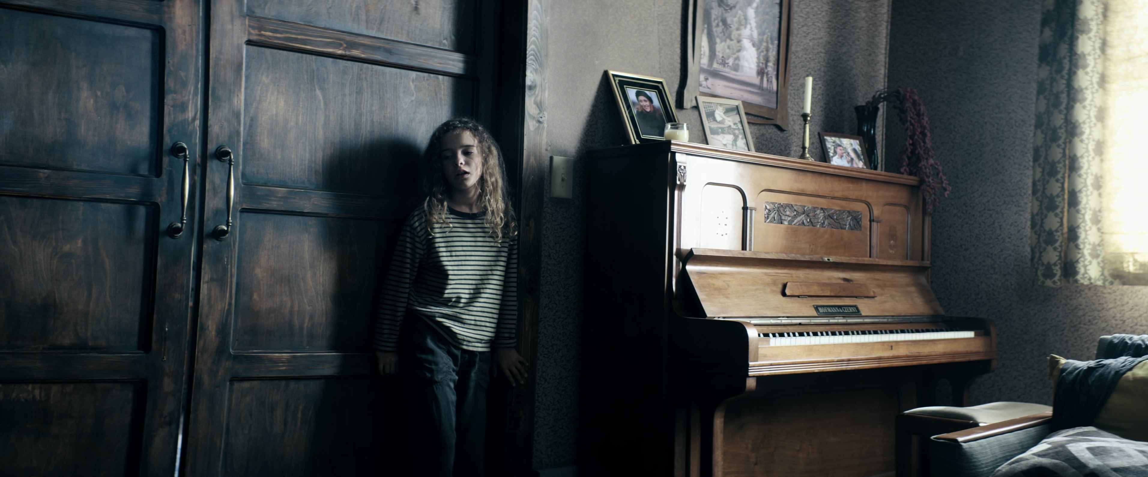 Prey for the Devil (2021), wide, 2.41:1 — film still