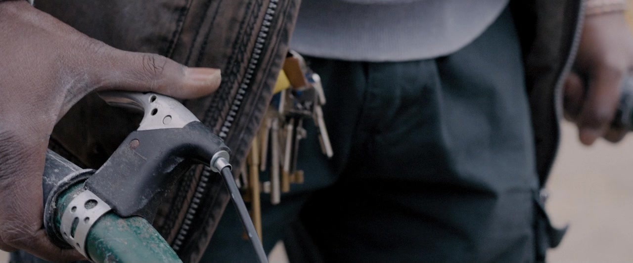 Dheepan (2015), wide, 2.41:1 — film still