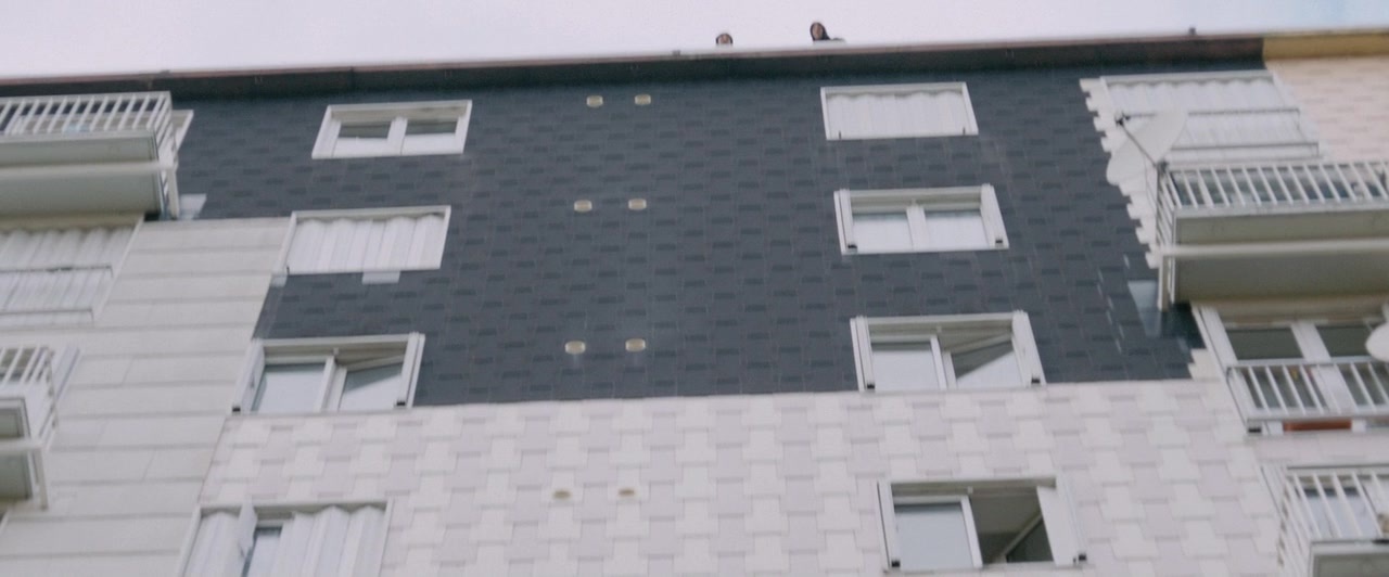 Dheepan (2015), wide, 2.41:1 — film still