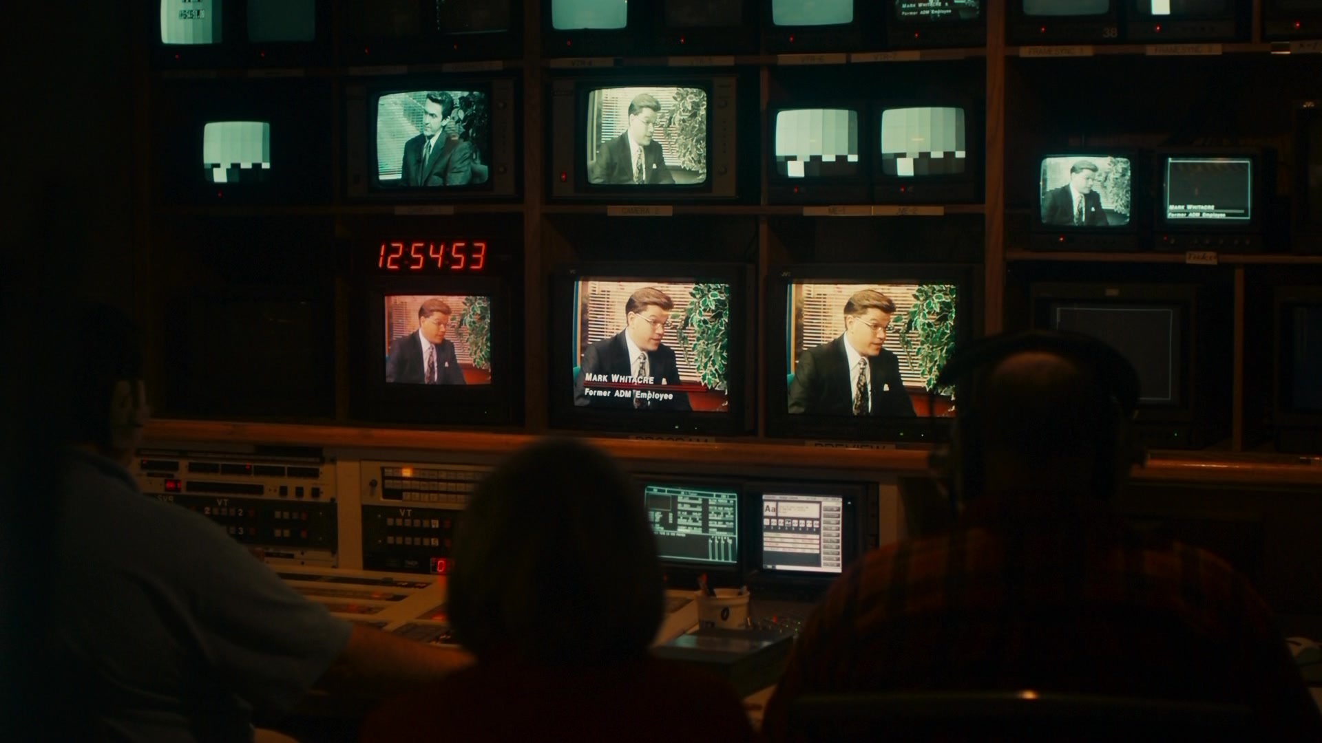 The Informant! (2009), wide, 1.78:1 — film still