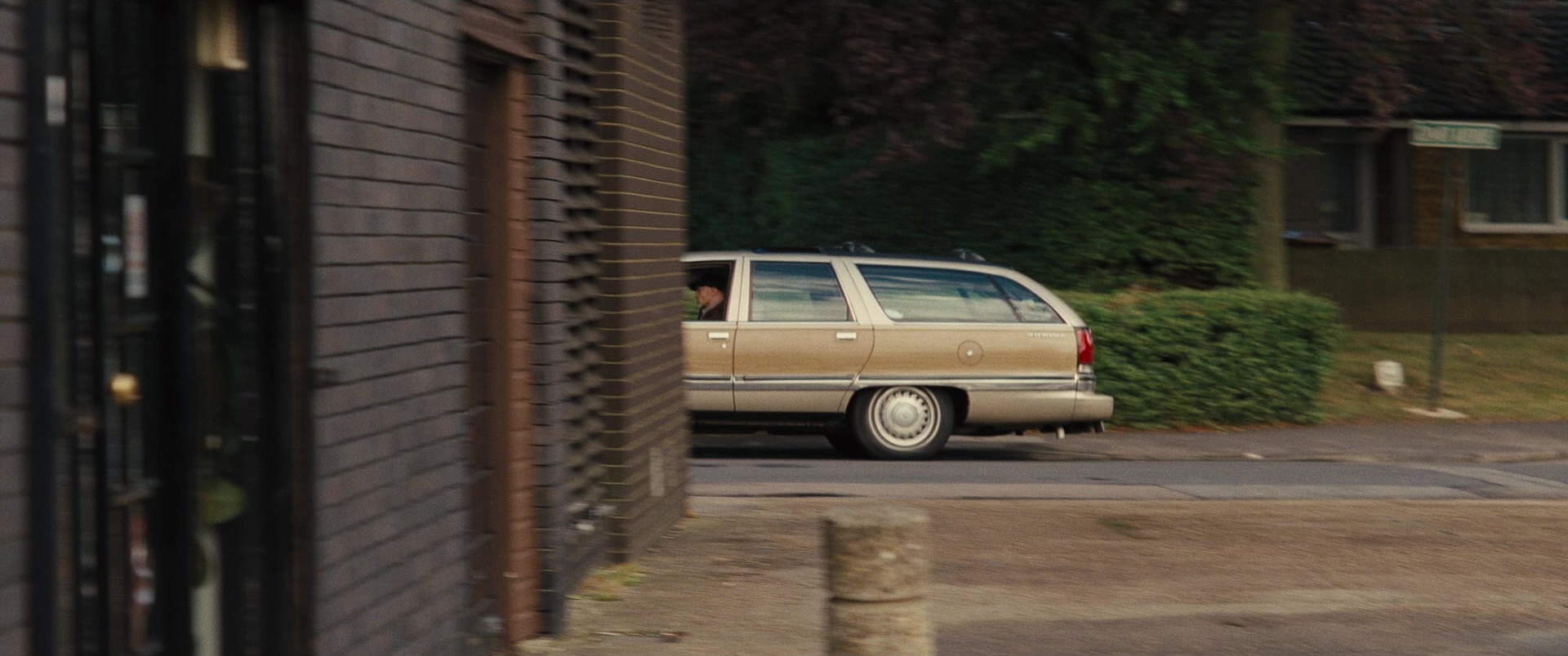 Jack Ryan: Shadow Recruit (2013), wide, 2.39:1 — film still