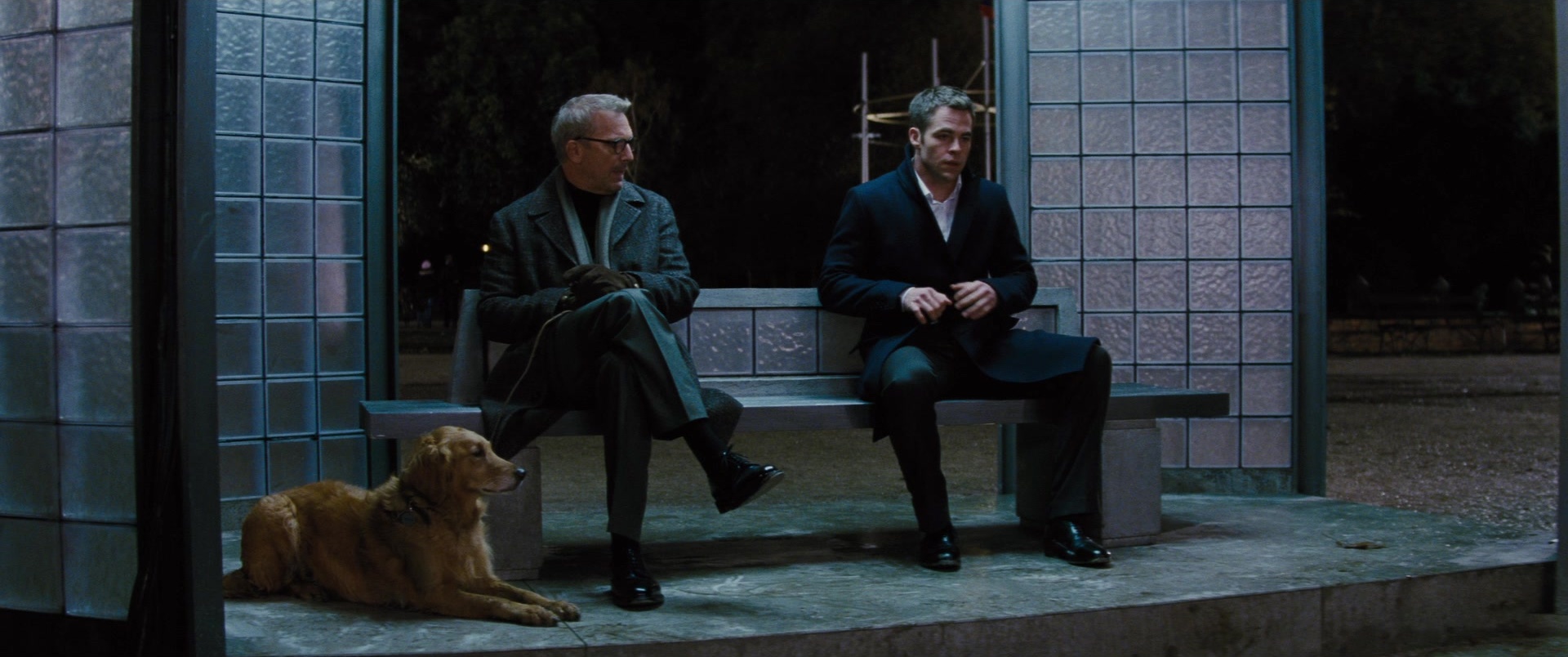 Jack Ryan: Shadow Recruit (2013), wide, 2.39:1 — film still