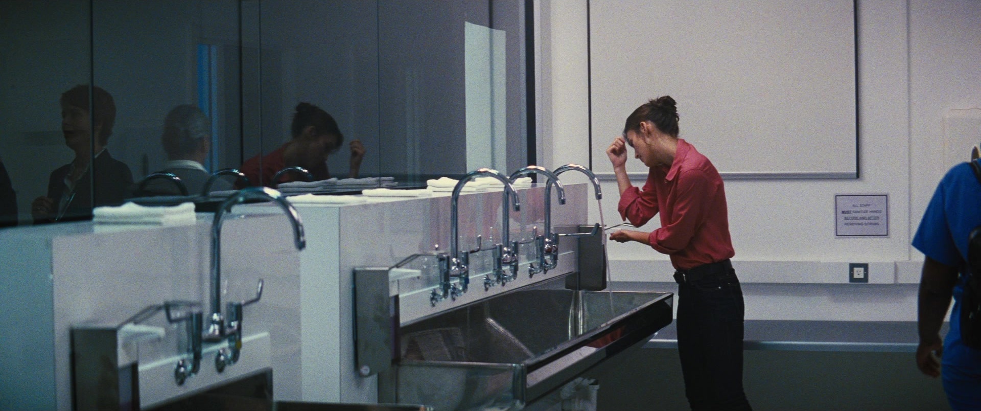 Jack Ryan: Shadow Recruit (2013), unknown, 2.39:1 — film still