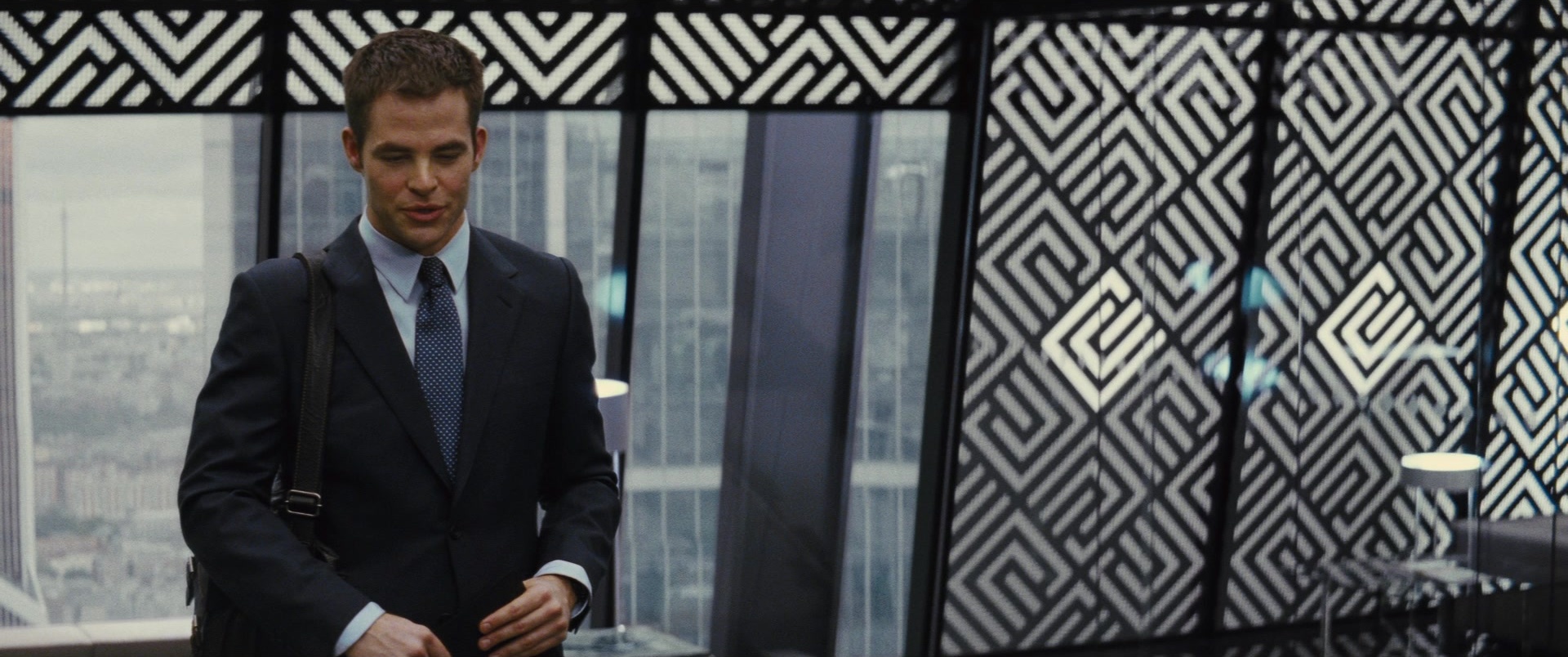 Jack Ryan: Shadow Recruit (2013), wide, 2.39:1 — film still