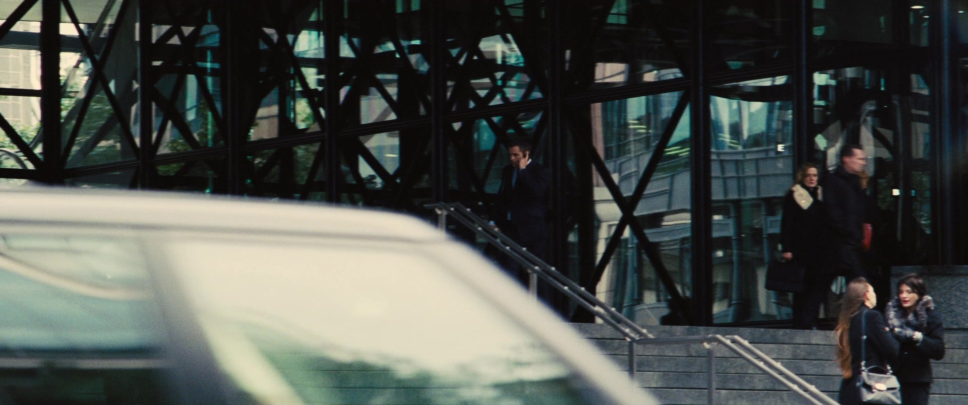 Jack Ryan: Shadow Recruit (2013), wide, 2.39:1 — film still