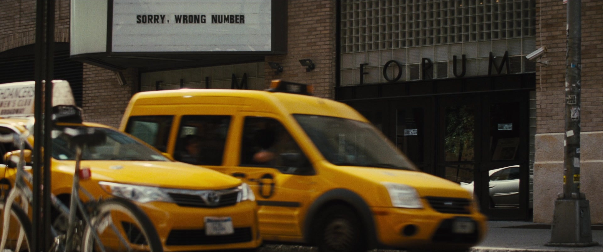 Jack Ryan: Shadow Recruit (2013), wide, 2.39:1 — film still