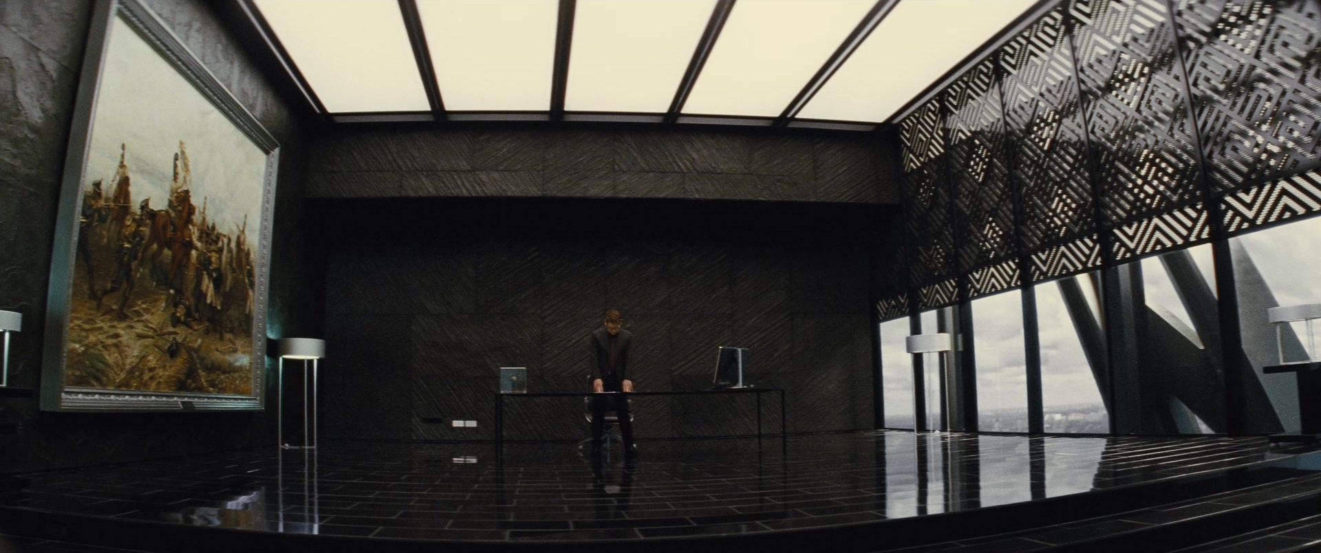 Jack Ryan: Shadow Recruit (2013), wide, 2.39:1 — film still