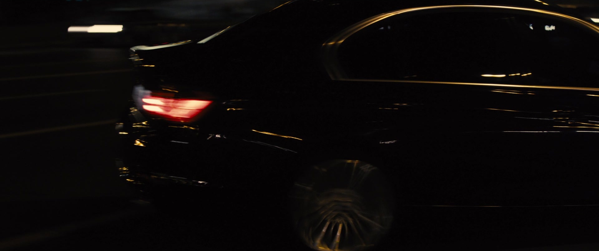Jack Ryan: Shadow Recruit (2013), wide, 2.39:1 — film still