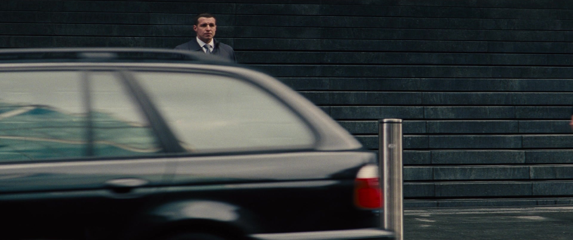 Jack Ryan: Shadow Recruit (2013), wide, 2.39:1 — film still