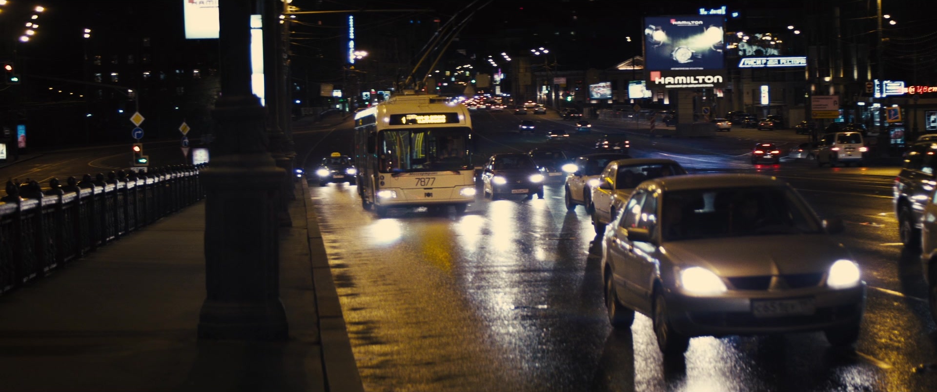 Jack Ryan: Shadow Recruit (2013), wide, 2.39:1 — film still