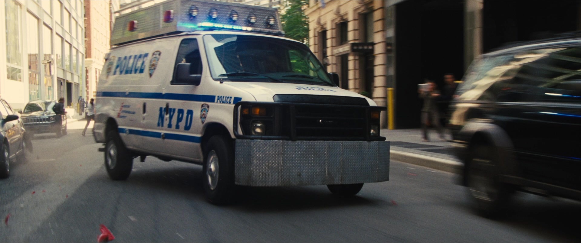 Jack Ryan: Shadow Recruit (2013), wide, 2.39:1 — film still
