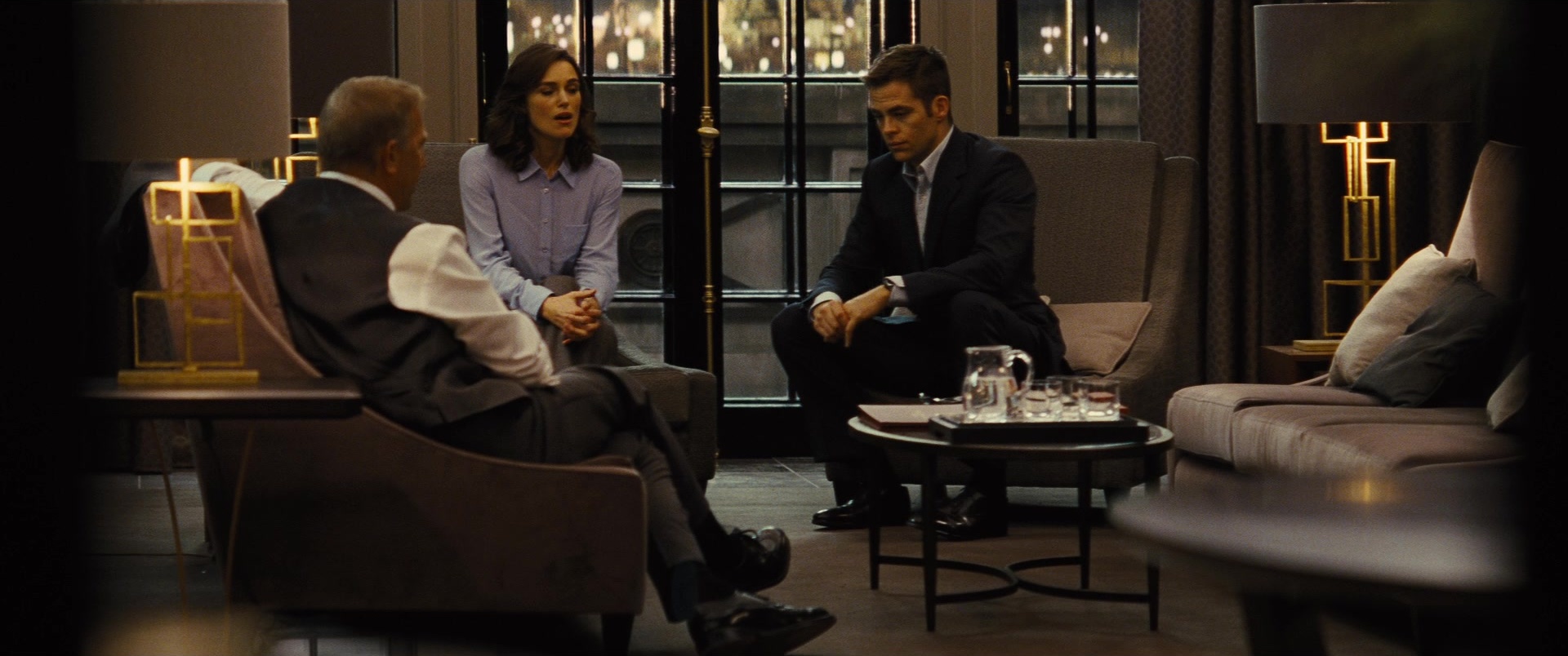 Jack Ryan: Shadow Recruit (2013), wide, 2.39:1 — film still