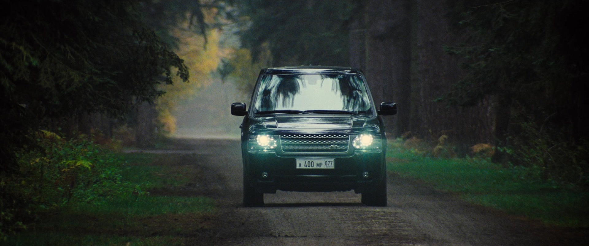 Jack Ryan: Shadow Recruit (2013), wide, 2.39:1 — film still