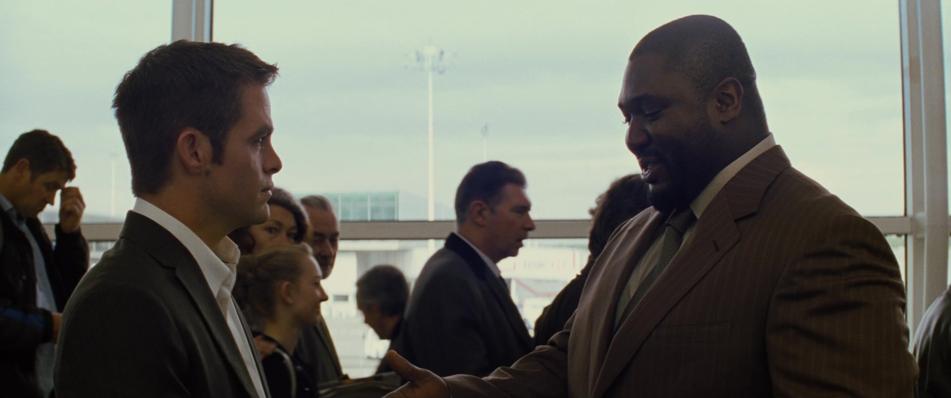 Jack Ryan: Shadow Recruit (2013), wide, 2.39:1 — film still