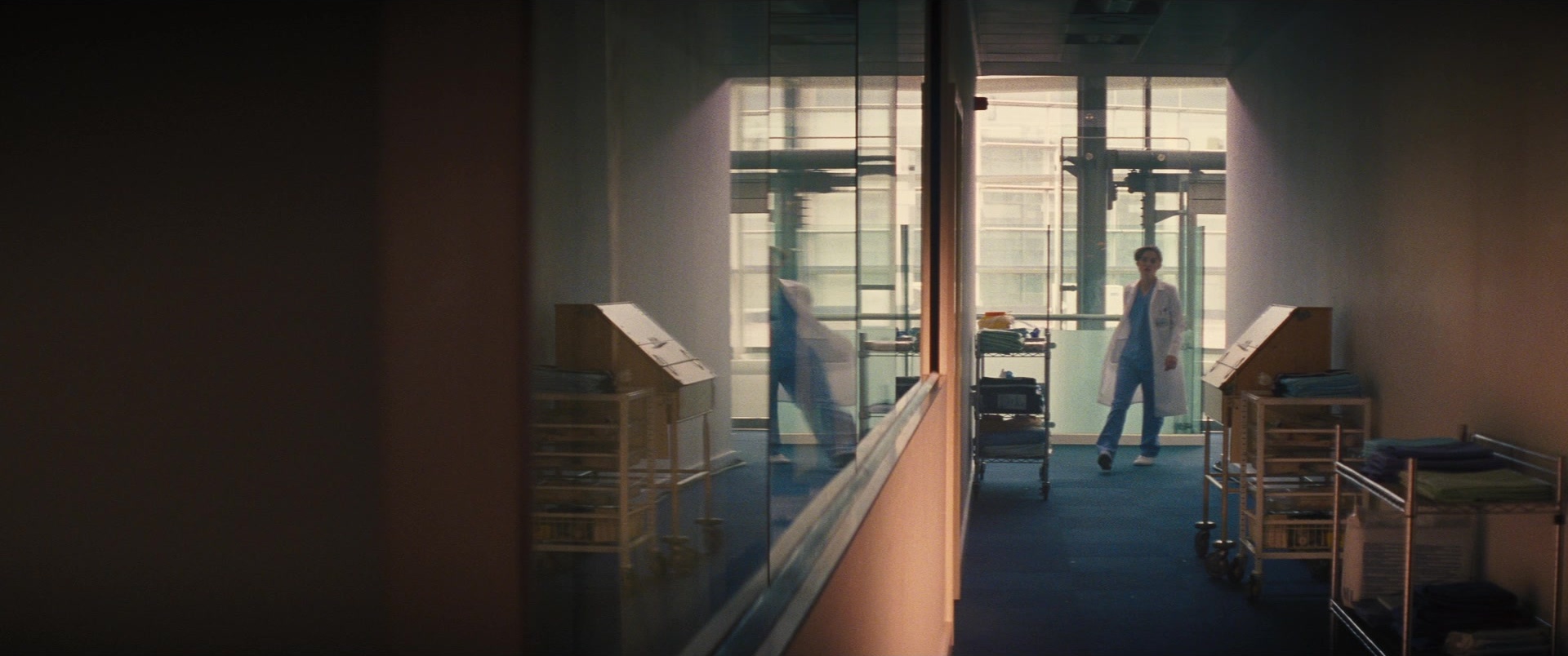 Jack Ryan: Shadow Recruit (2013), medium, 2.39:1 — film still