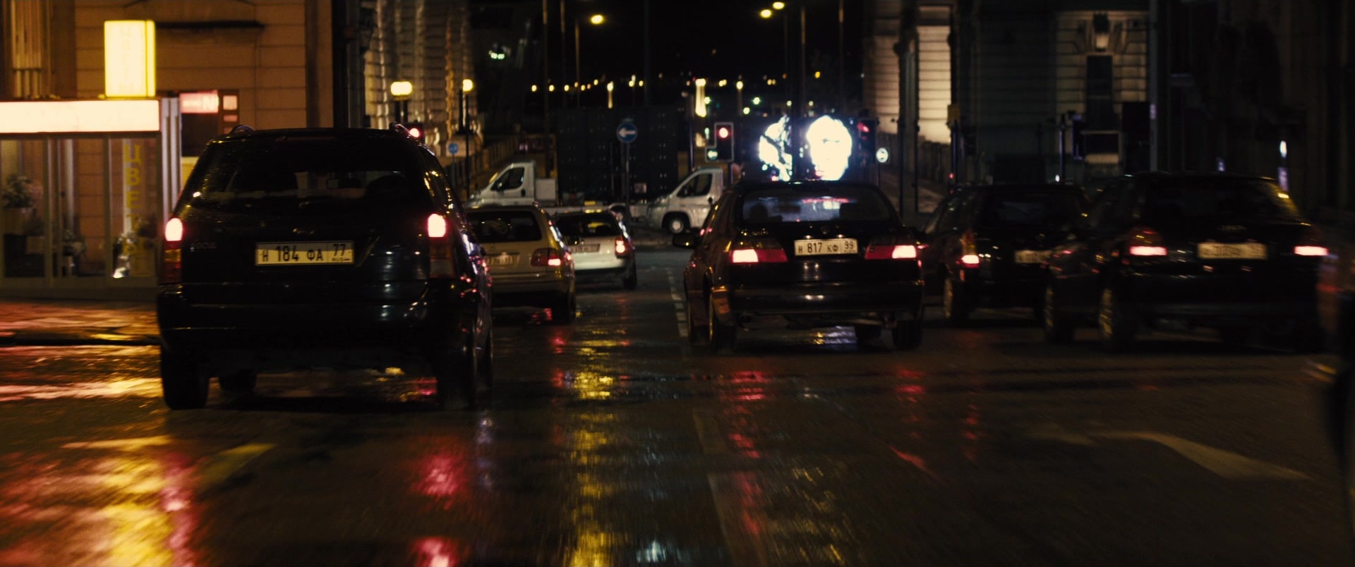 Jack Ryan: Shadow Recruit (2013), wide, 2.39:1 — film still