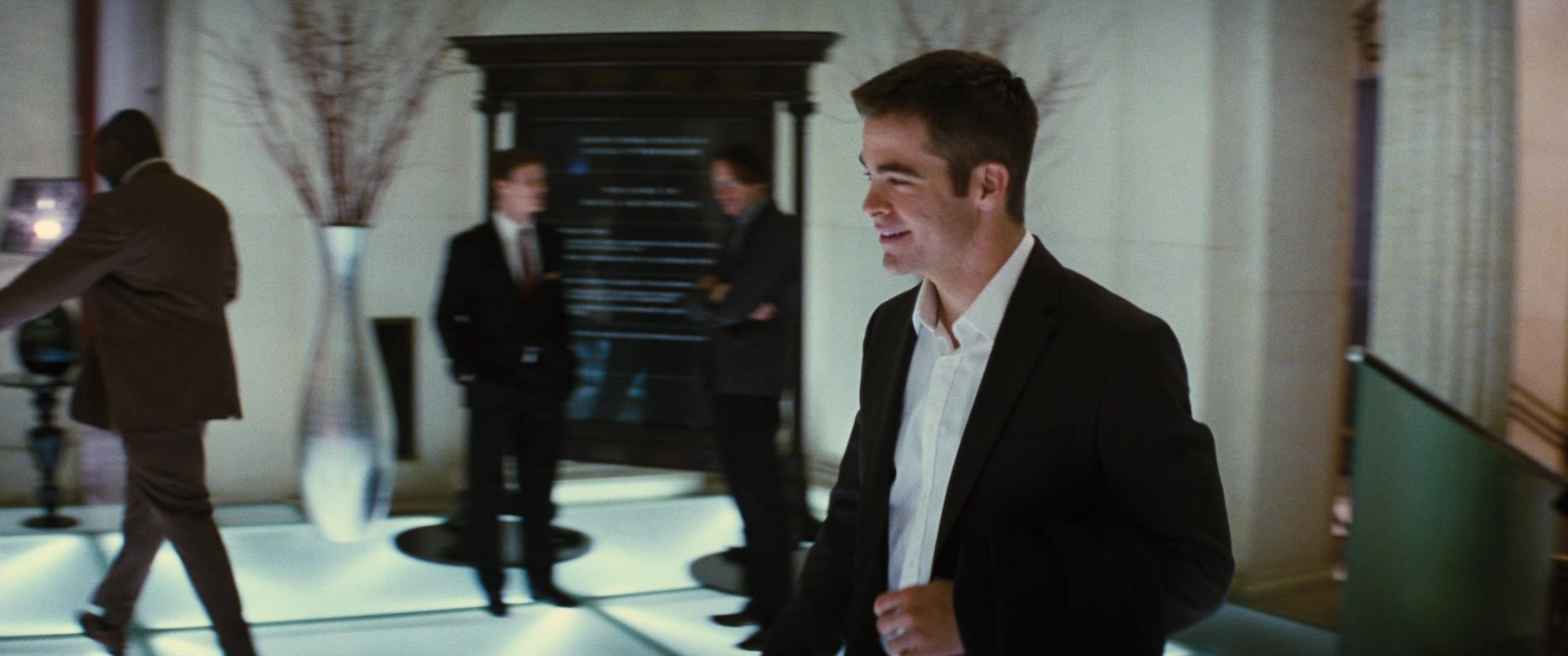 Jack Ryan: Shadow Recruit (2013), unknown, 2.39:1 — film still
