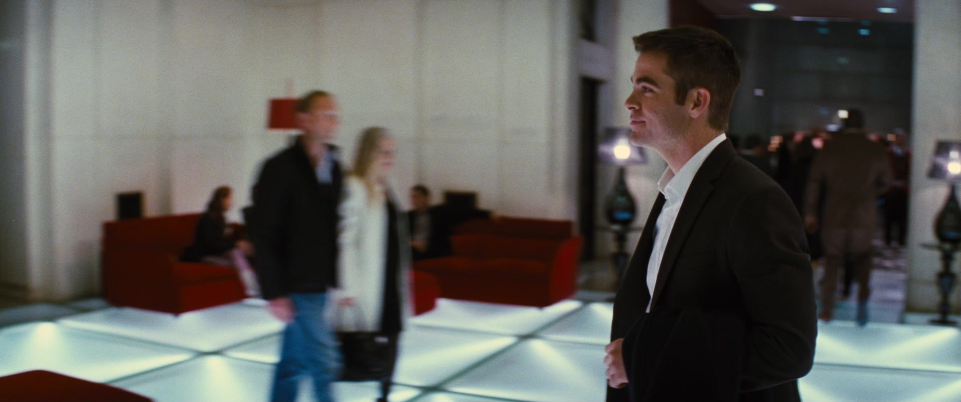 Jack Ryan: Shadow Recruit (2013), wide, 2.39:1 — film still