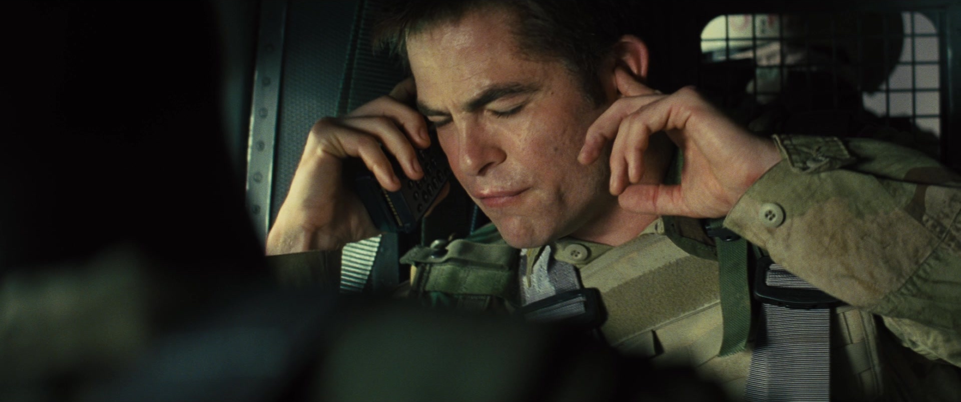 Jack Ryan: Shadow Recruit (2013), wide, 2.39:1 — film still