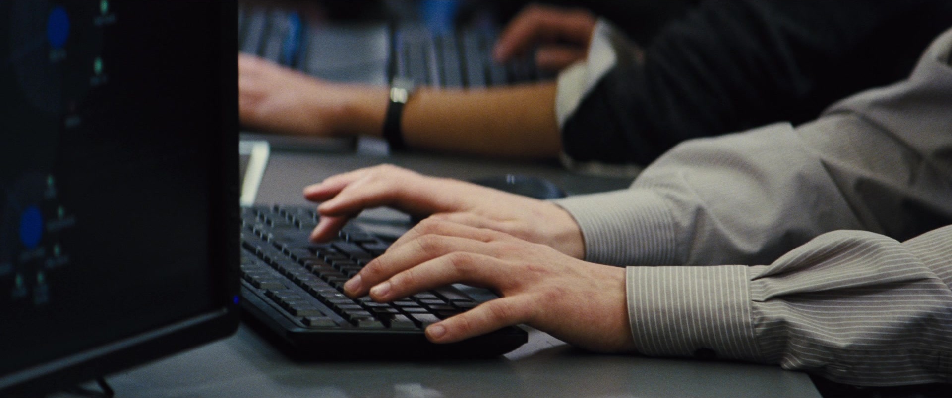 Jack Ryan: Shadow Recruit (2013), wide, 2.39:1 — film still