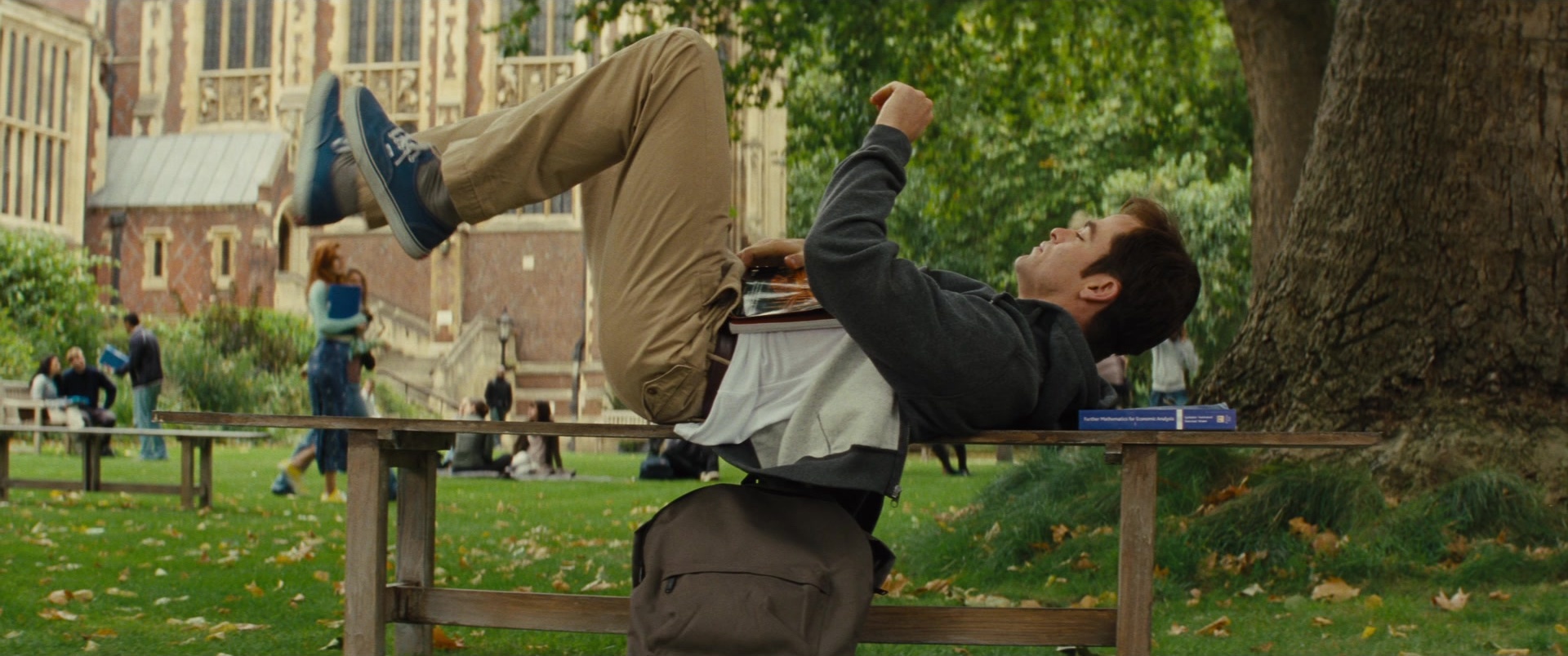 Jack Ryan: Shadow Recruit (2013), wide, 2.39:1 — film still