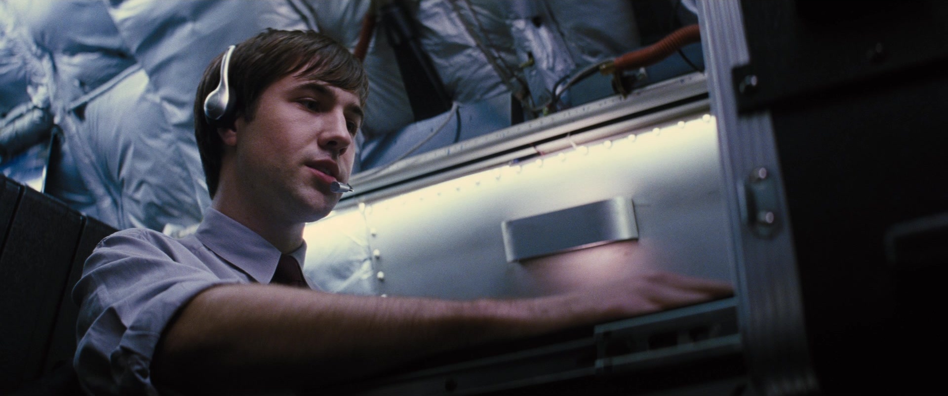 Jack Ryan: Shadow Recruit (2013), unknown, 2.39:1 — film still
