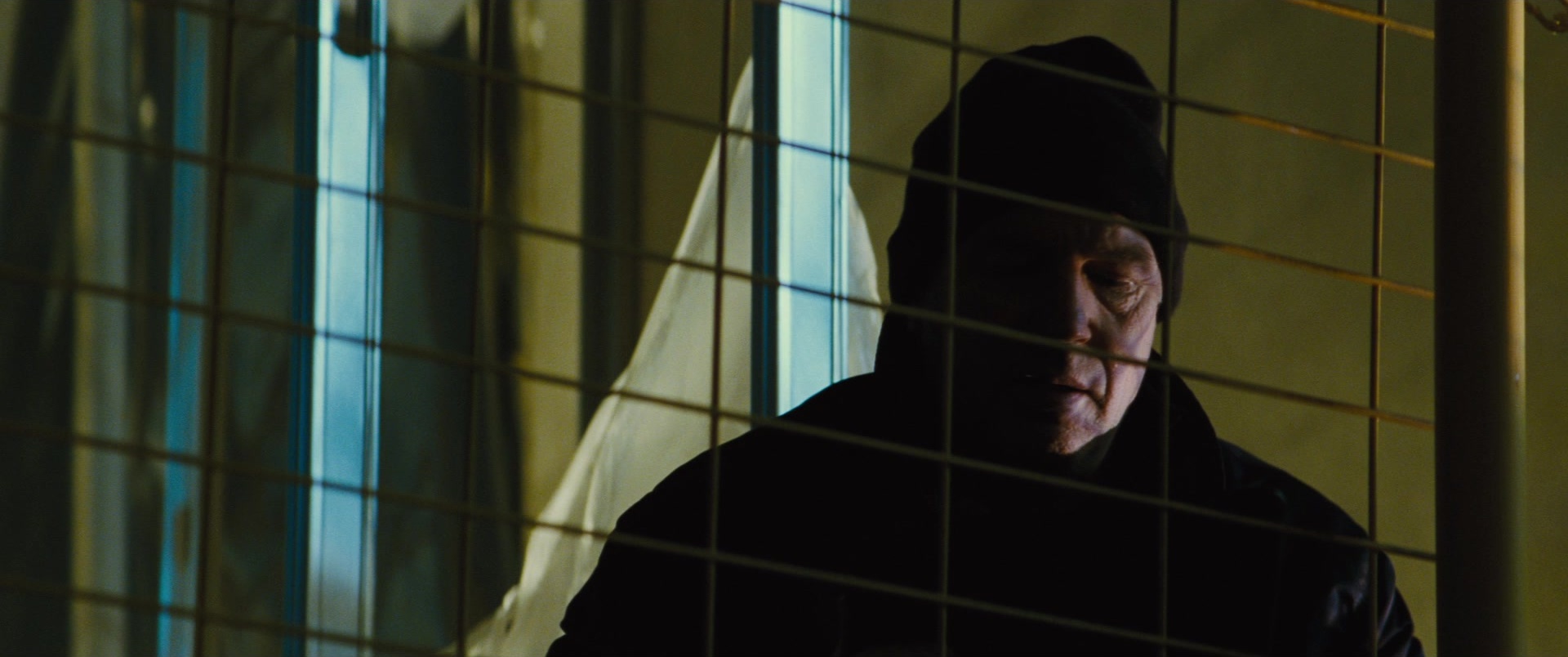 Jack Ryan: Shadow Recruit (2013), wide, 2.39:1 — film still