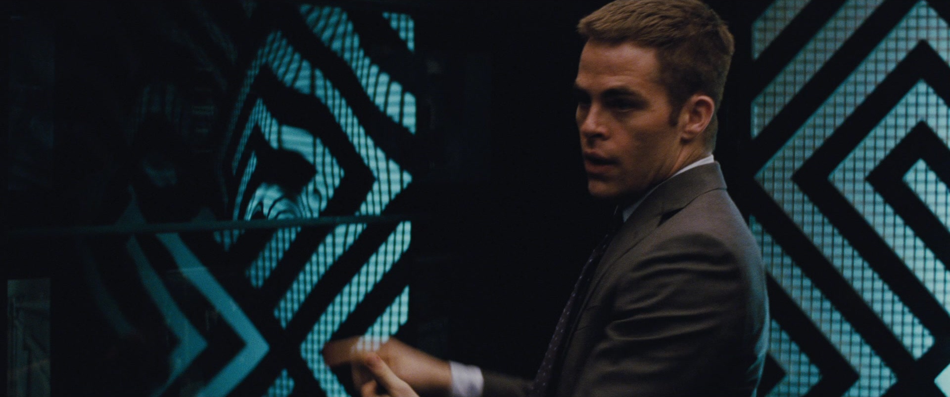 Jack Ryan: Shadow Recruit (2013), medium, 2.39:1 — film still