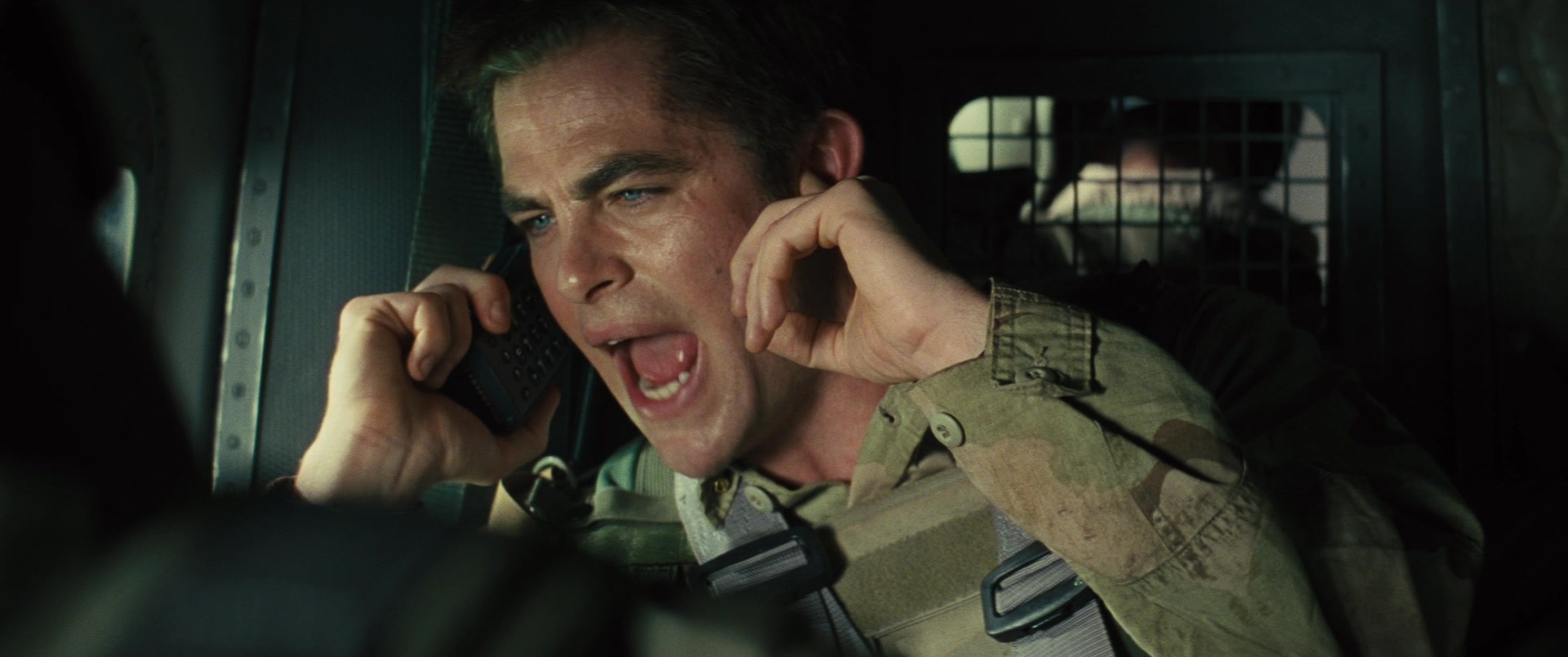 Jack Ryan: Shadow Recruit (2013), wide, 2.39:1 — film still