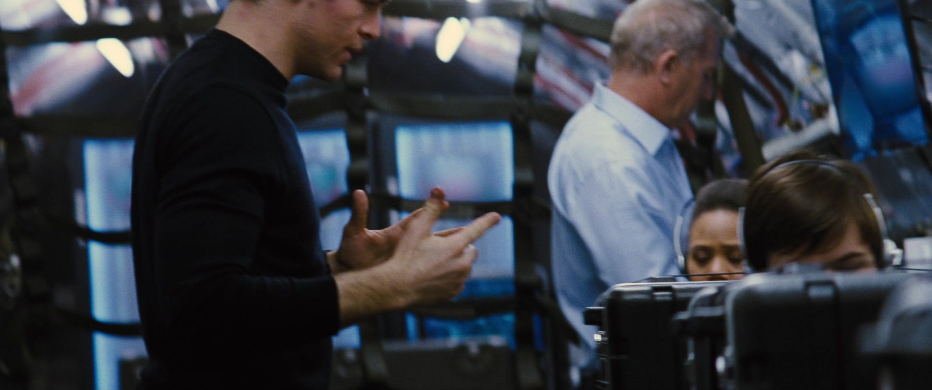 Jack Ryan: Shadow Recruit (2013), wide, 2.39:1 — film still